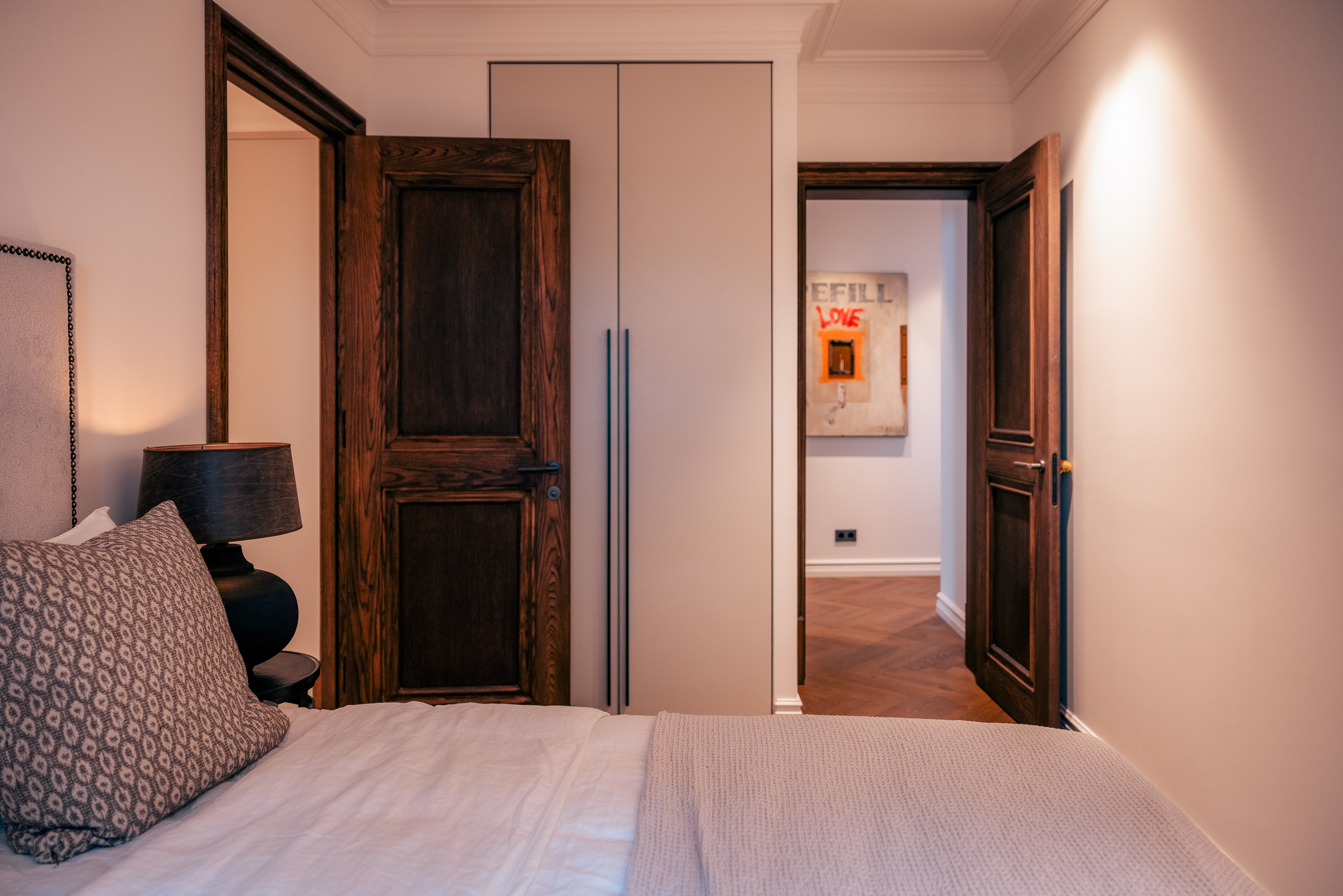 Elegant 3-Bedroom Apartment in Palma with Terrace and Balcony — 6