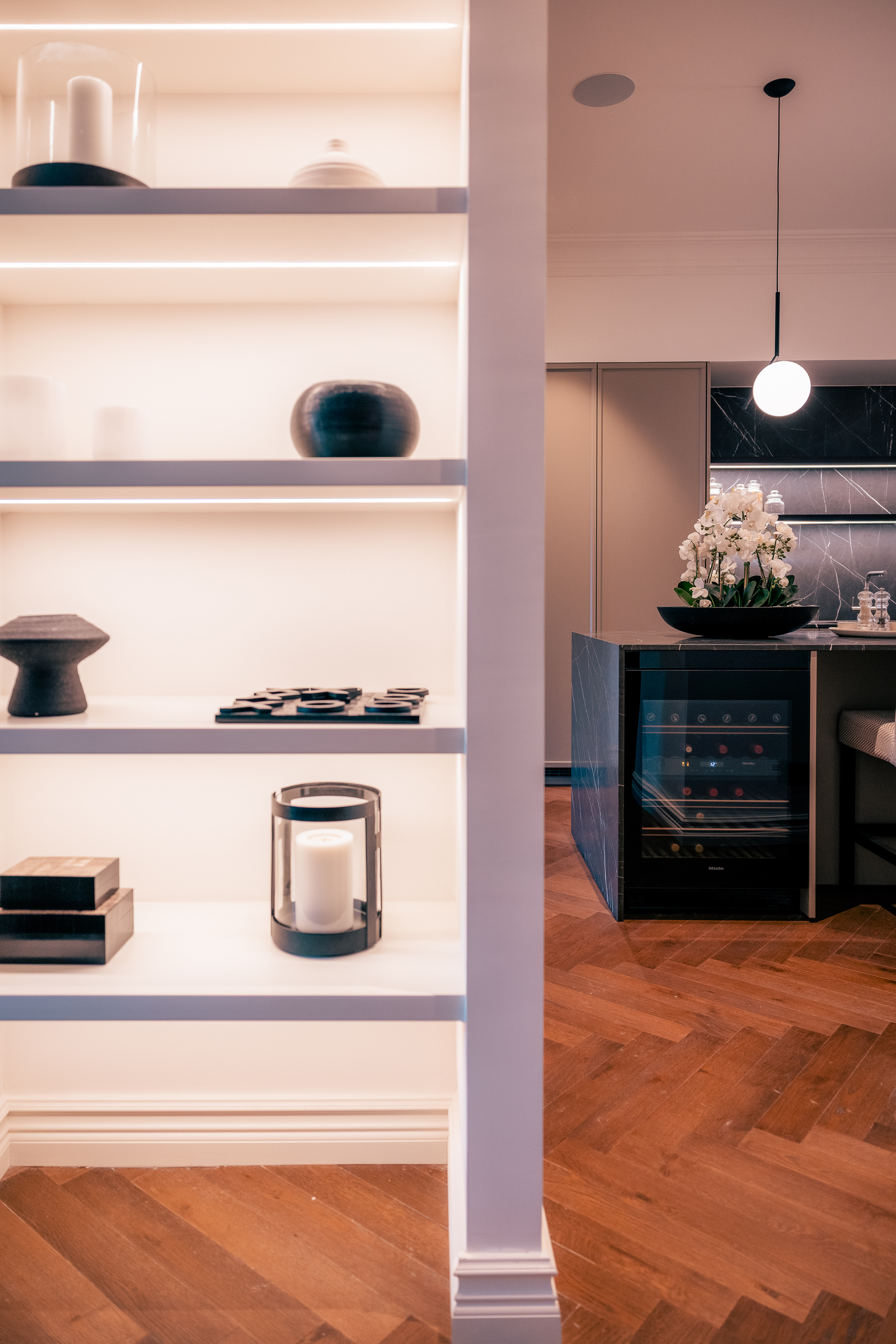 Elegant 3-Bedroom Apartment in Palma with Terrace and Balcony — image 31