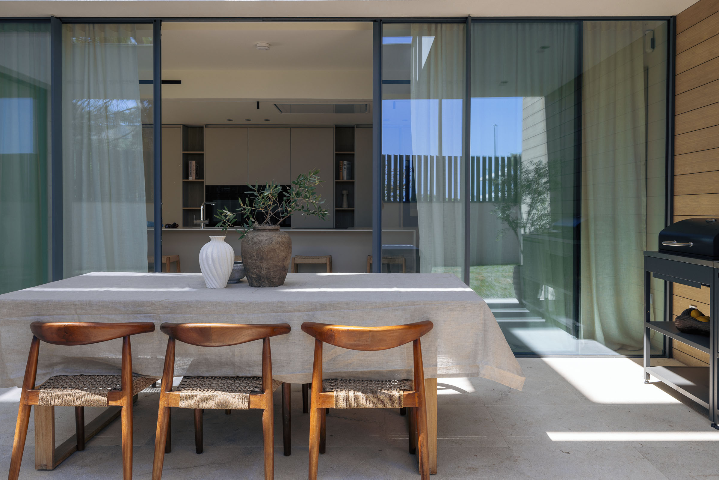 Exceptional 3-Bedroom Garden Apartment in Cala Major — image 12