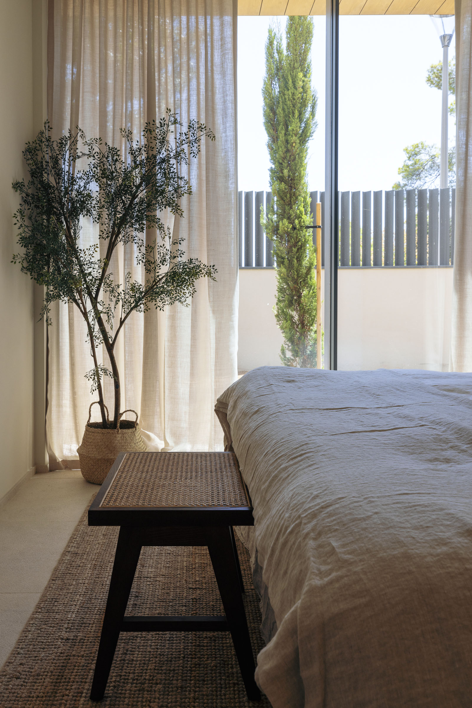 Exceptional 3-Bedroom Garden Apartment in Cala Major — image 17