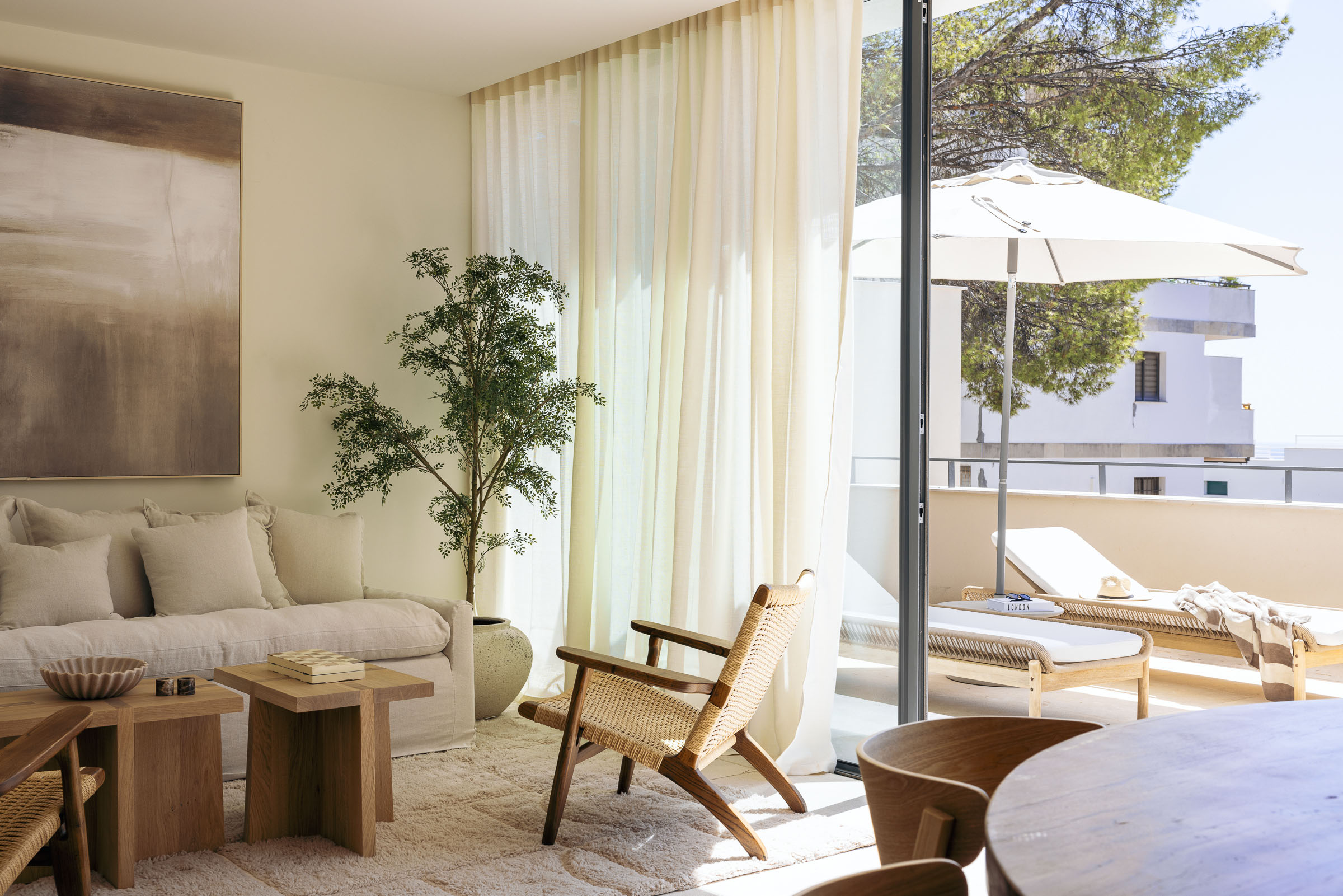 Exceptional 3-Bedroom Garden Apartment in Cala Major — image 18