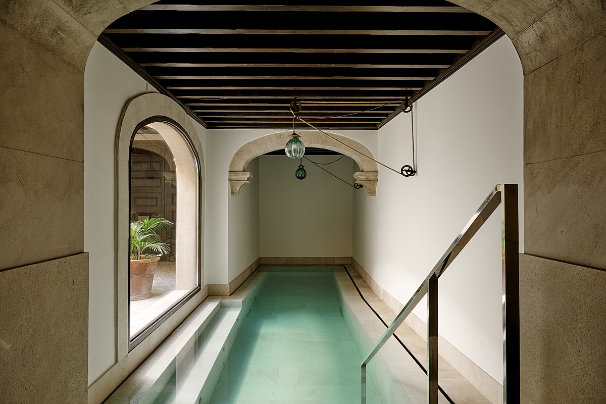 Timeless Architecture Meets Modern Luxury in Old Town Palma, with Rooftop Terrace — 5