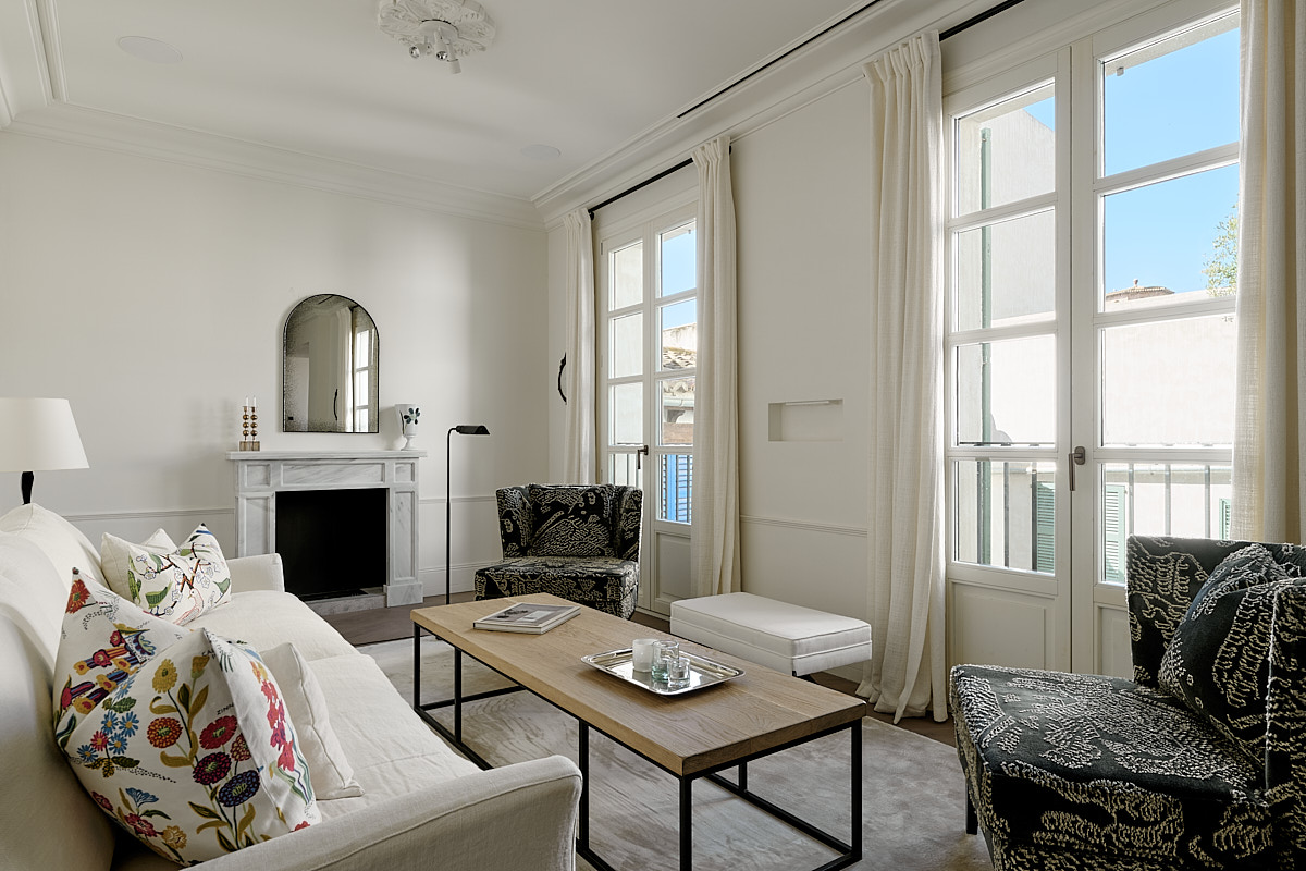Timeless Architecture Meets Modern Luxury in Old Town Palma, with Rooftop Terrace — 6