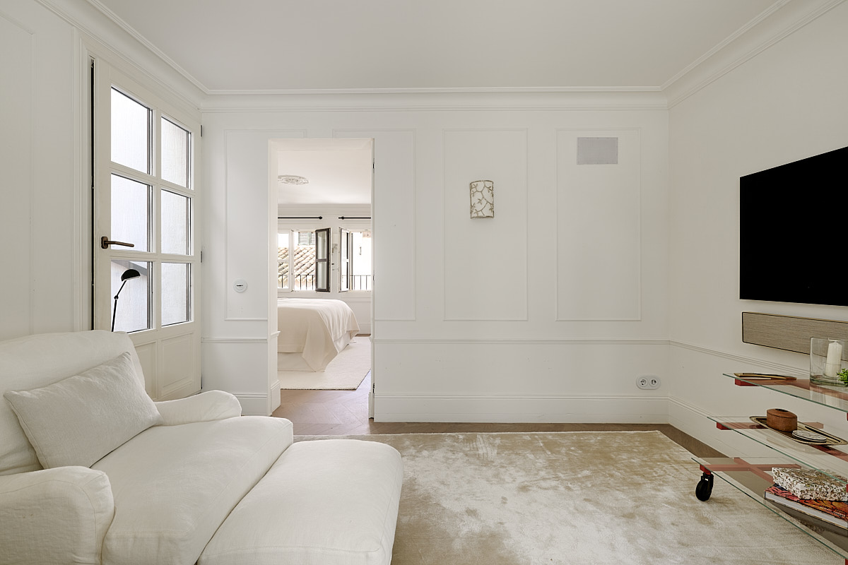 Timeless Architecture Meets Modern Luxury in Old Town Palma, with Rooftop Terrace — image 18
