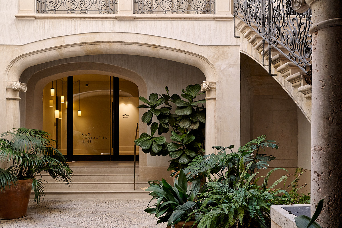 Timeless Architecture Meets Modern Luxury in Old Town Palma, with Rooftop Terrace — image 27