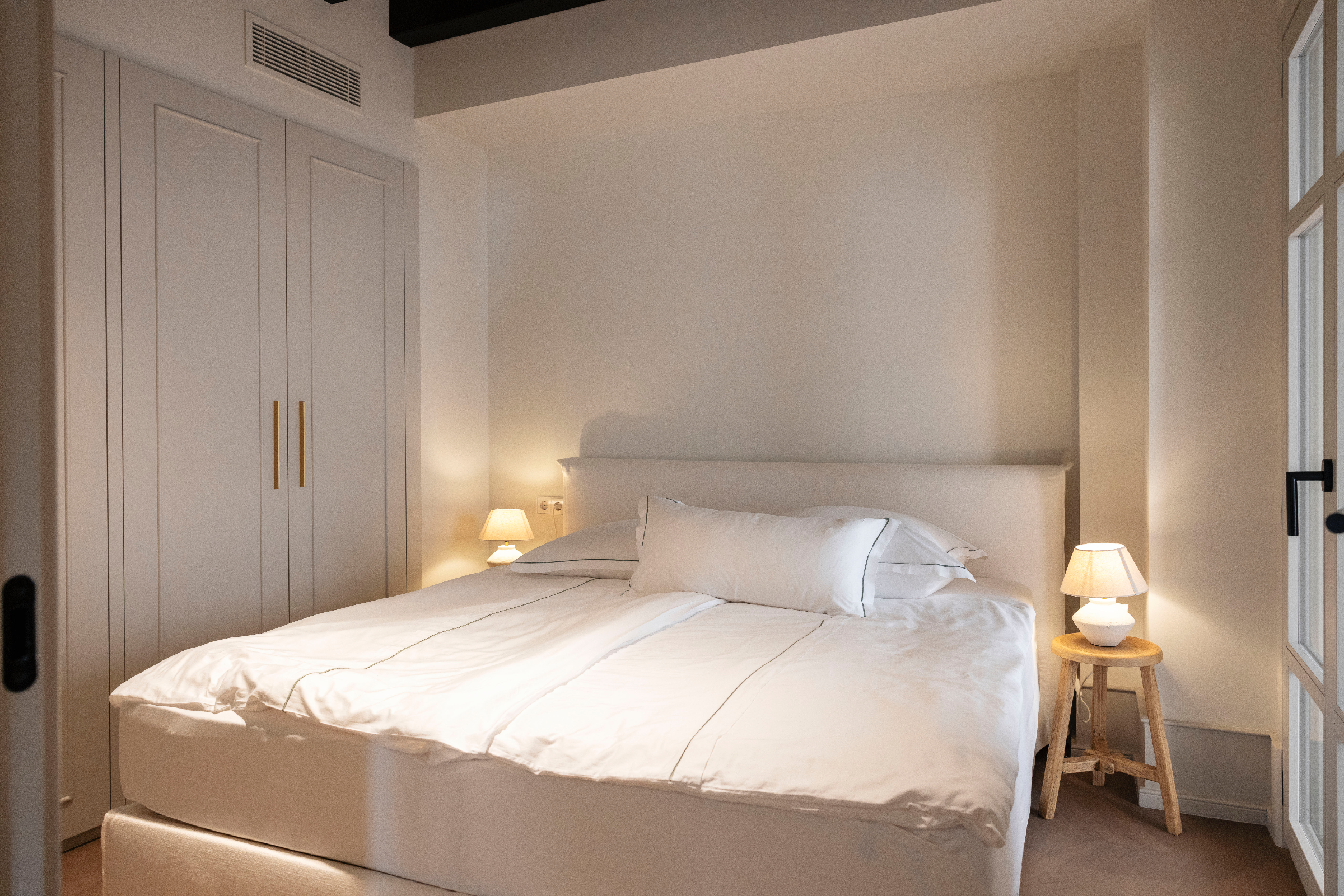 Exclusive Apartment in Palma's Historic Old Town — 4
