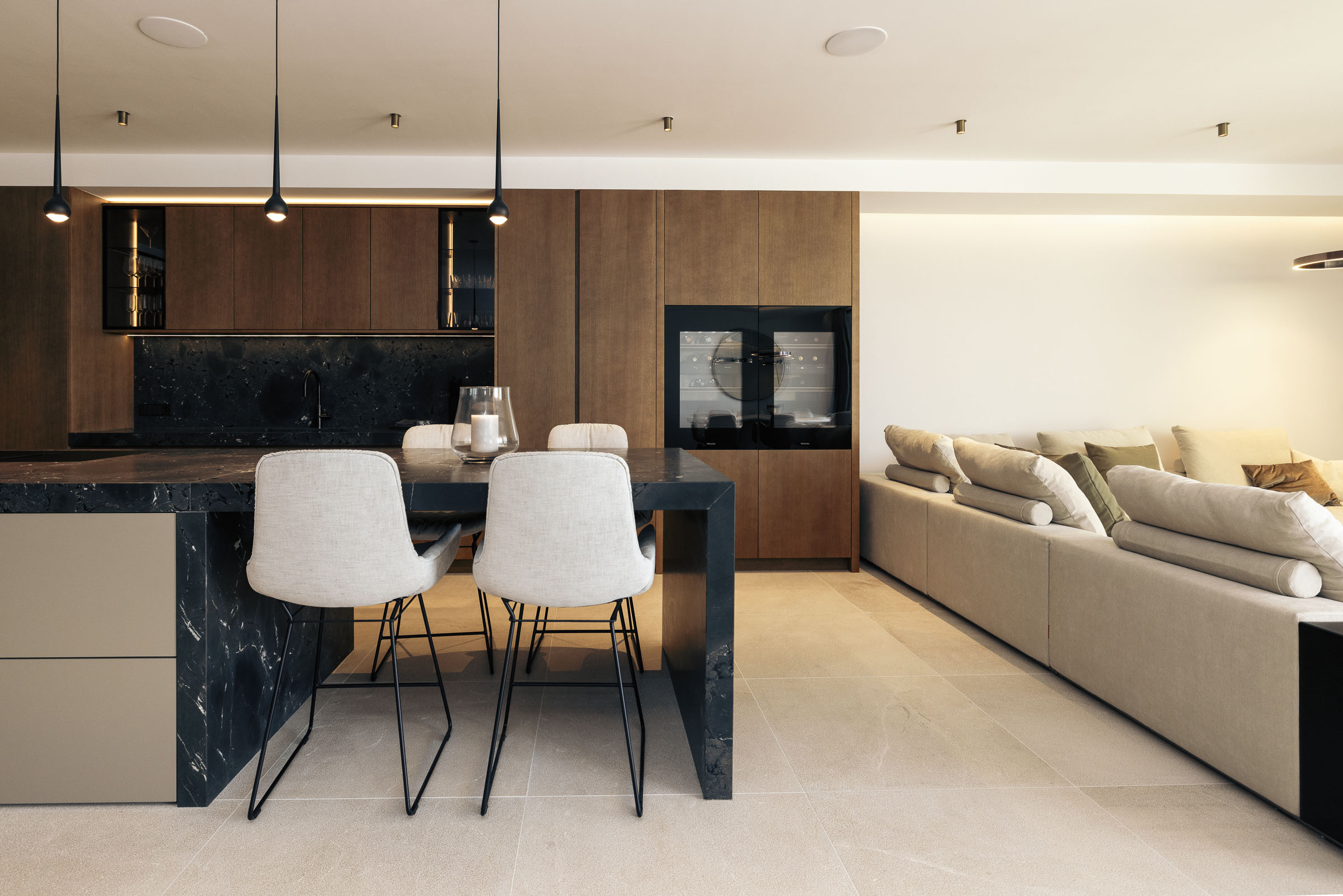 Exceptional 2-Bedroom Apartment in Portixol with Sea Views — 4