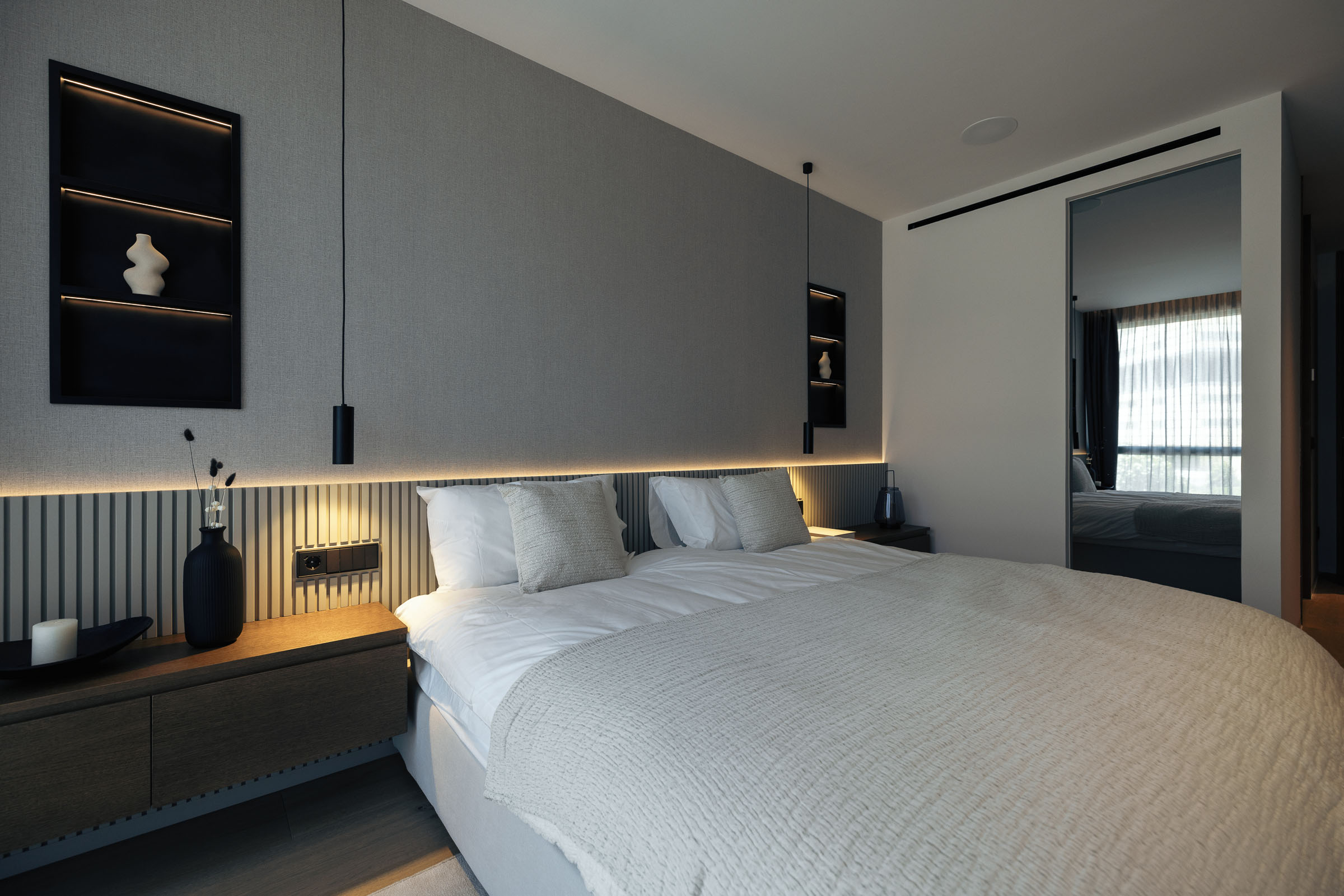 Exceptional 2-Bedroom Apartment in Portixol with Sea Views — image 22