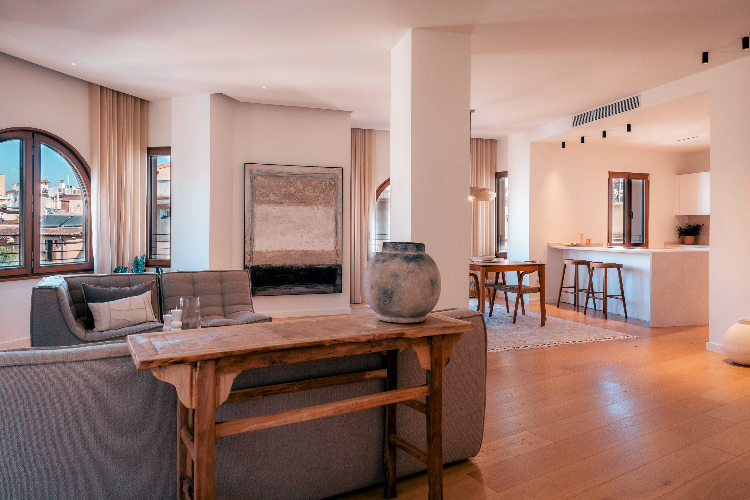 Contemporary 2-Bedroom Duplex Apartment in Palma with Sea Views — 2