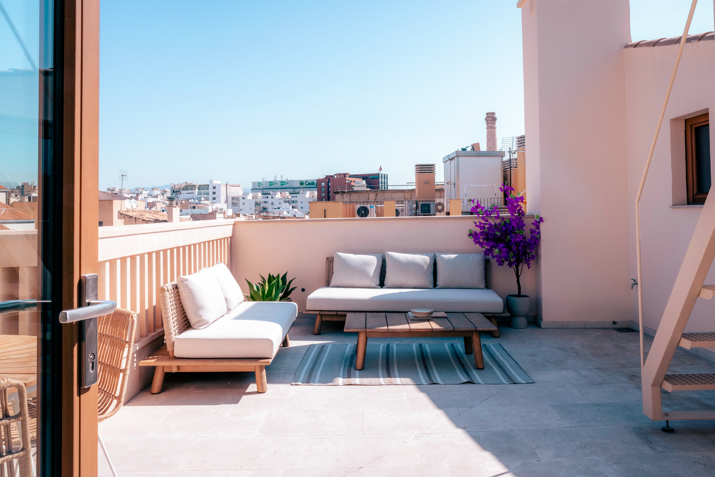 Contemporary 2-Bedroom Duplex Apartment in Palma with Sea Views — 6