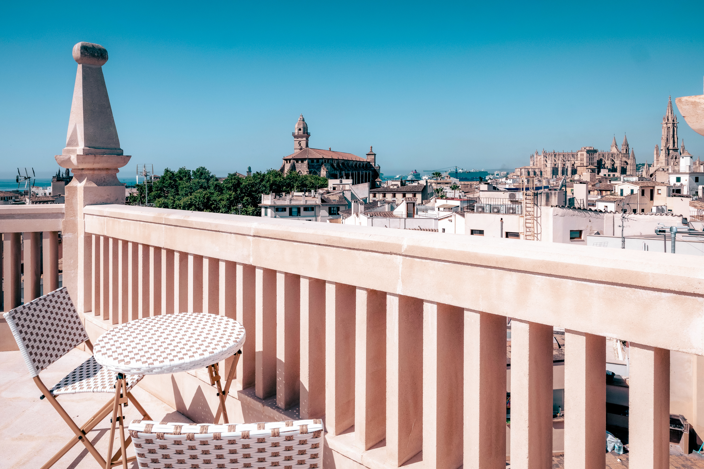 Contemporary 2-Bedroom Duplex Apartment in Palma with Sea Views — image 12