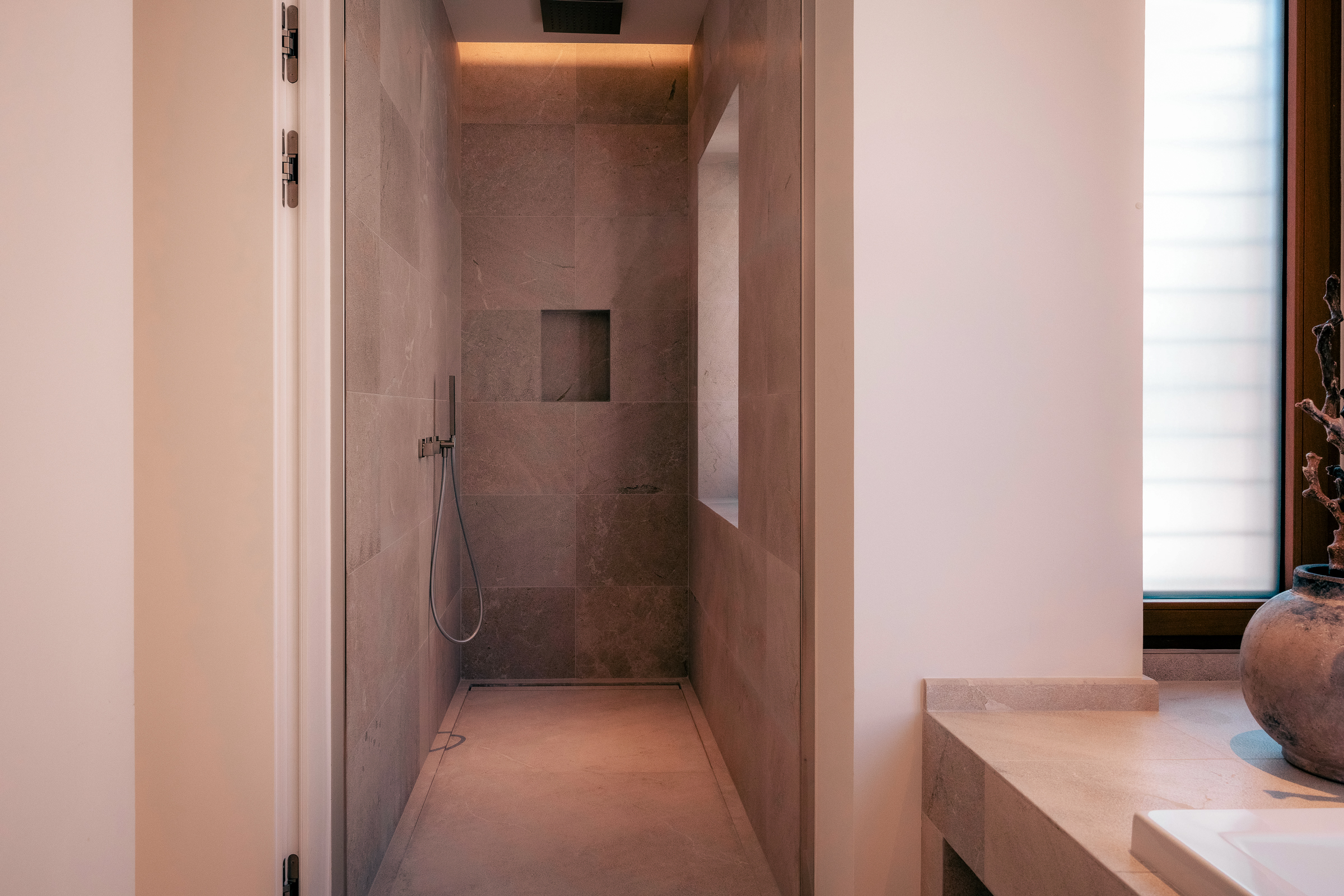 Contemporary 2-Bedroom Duplex Apartment in Palma with Sea Views — image 20