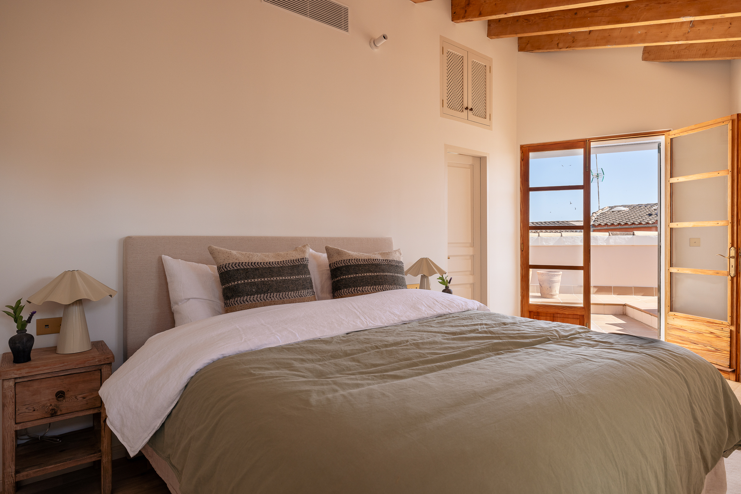 Beautiful Fully Renovated Duplex Penthouse in Old Town Palma — 7