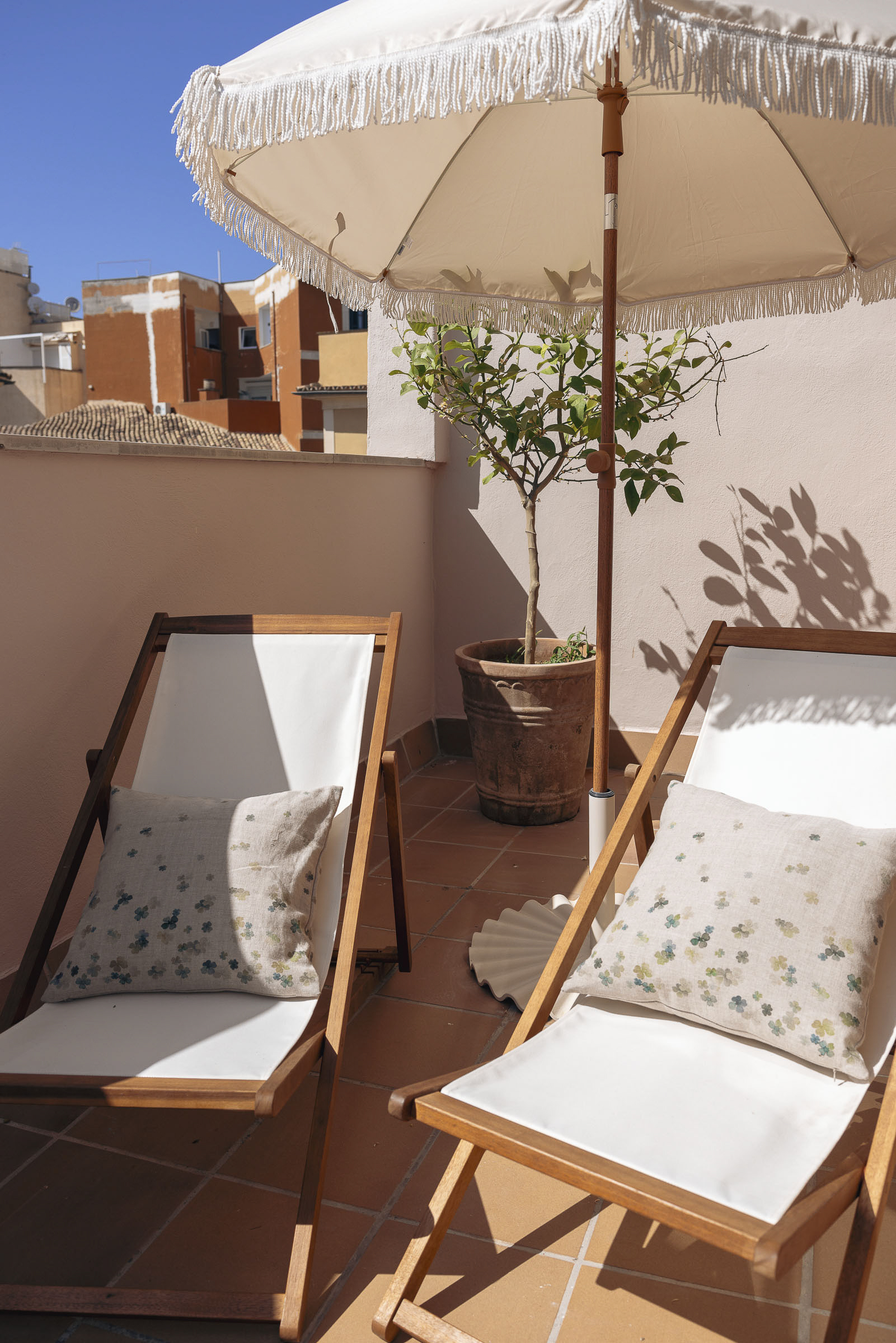 Beautiful Fully Renovated Duplex Penthouse in Old Town Palma — image 19