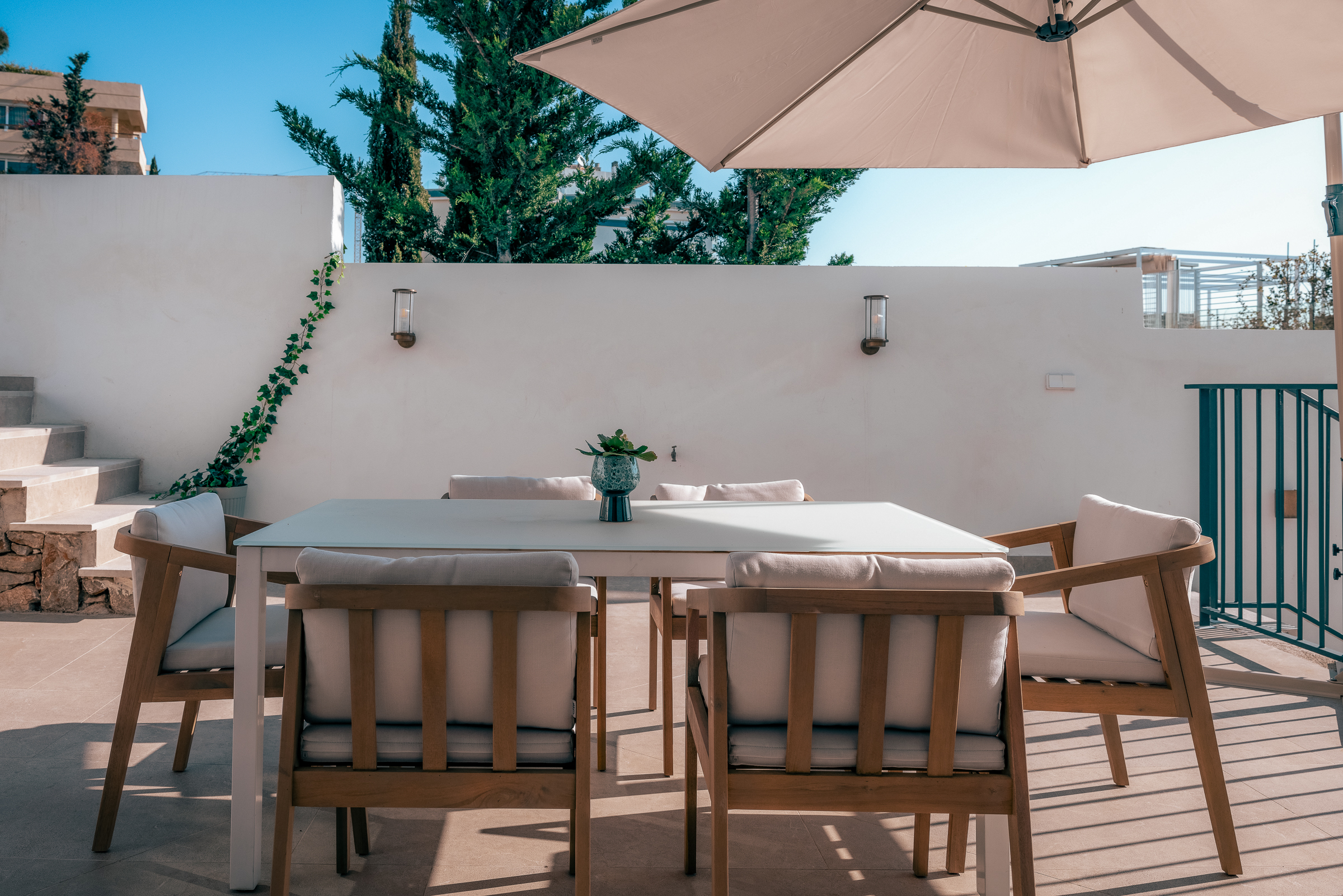 Modern 4-Bedroom Duplex in Palma with City and Sea Views — 2