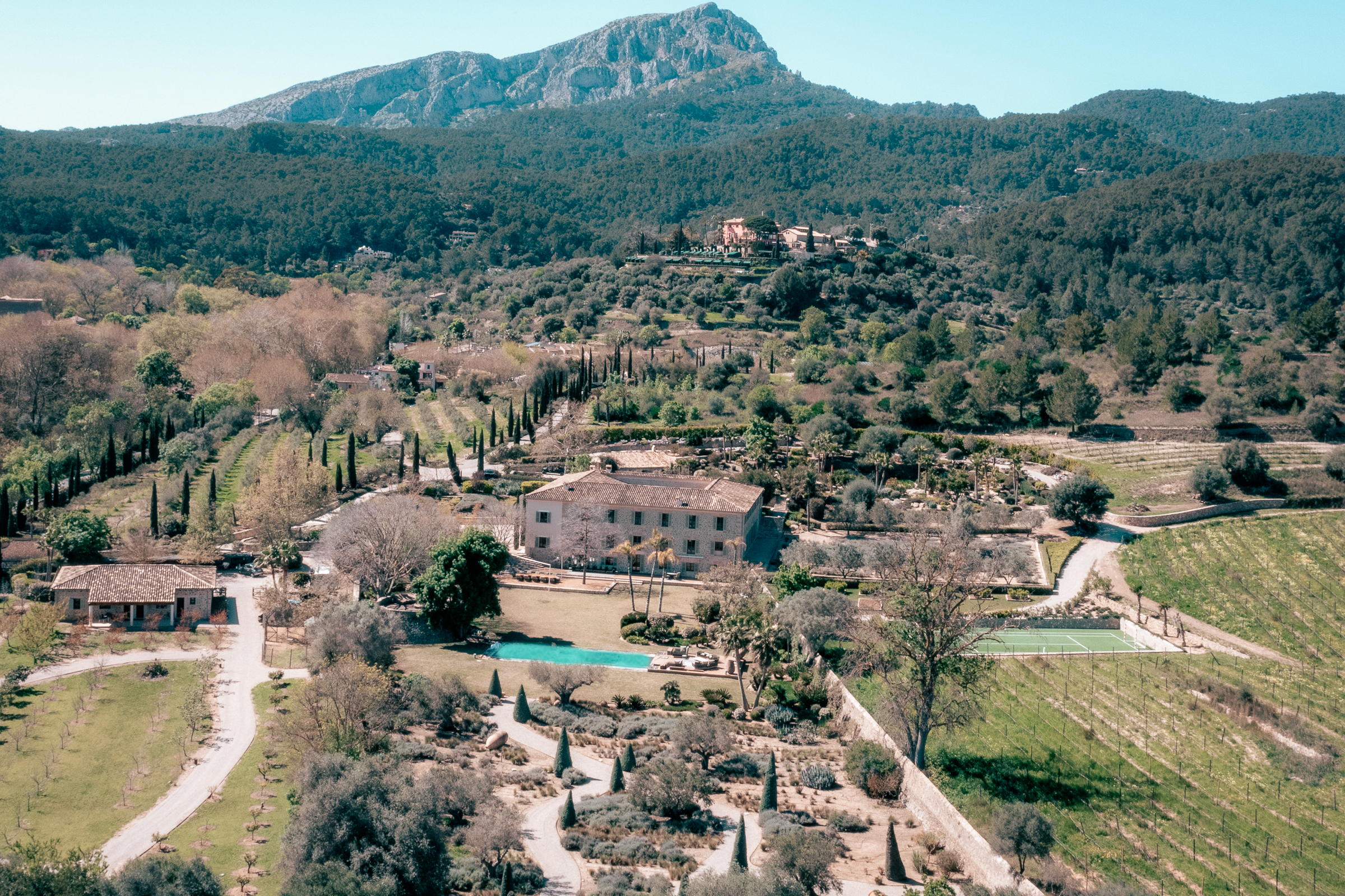 Nine bedrooms estate in the Tramuntana mountains outside Puigpunyent — image 30