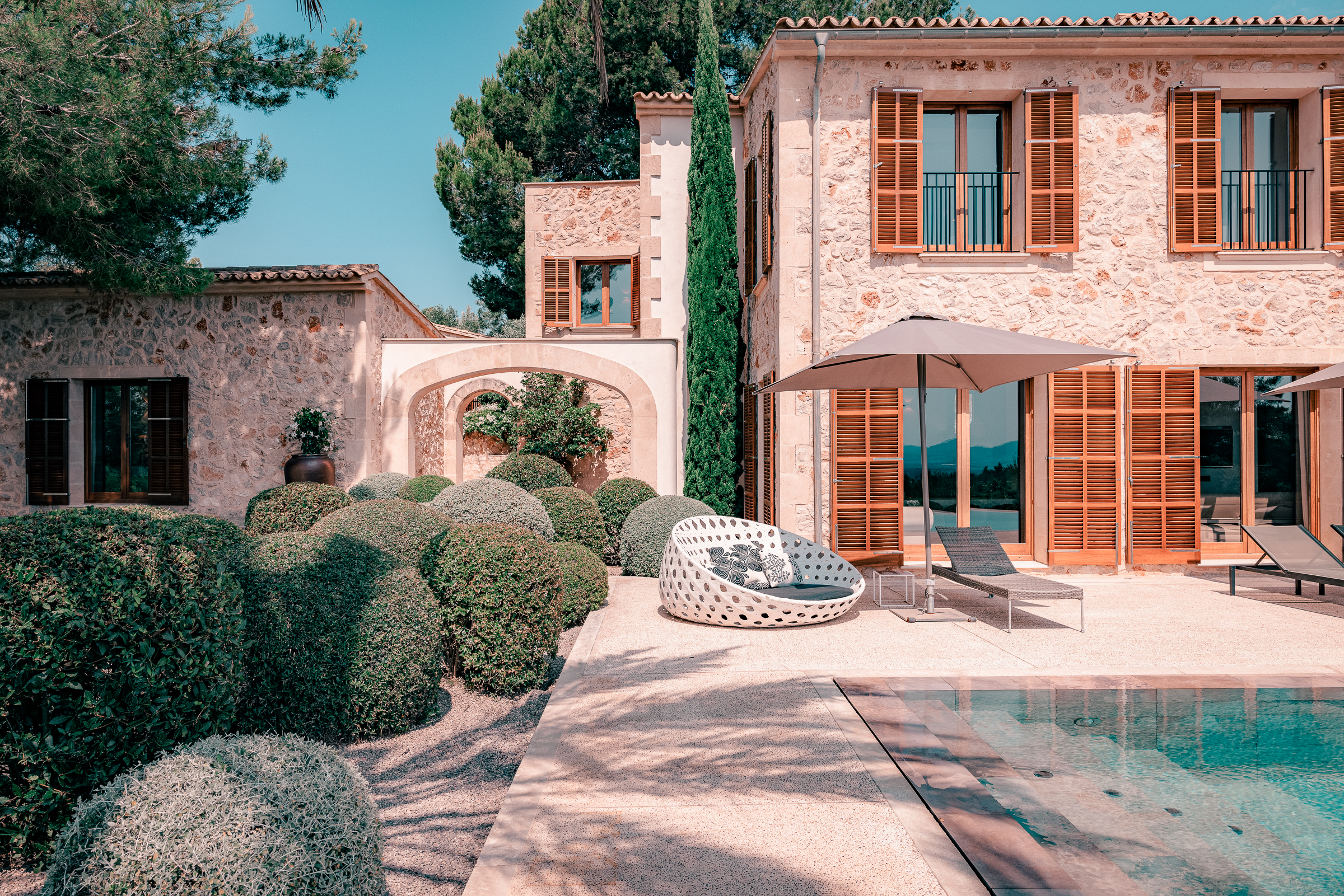 Elegant 5-Bedroom Villa in Porreres with Panoramic Views — 3