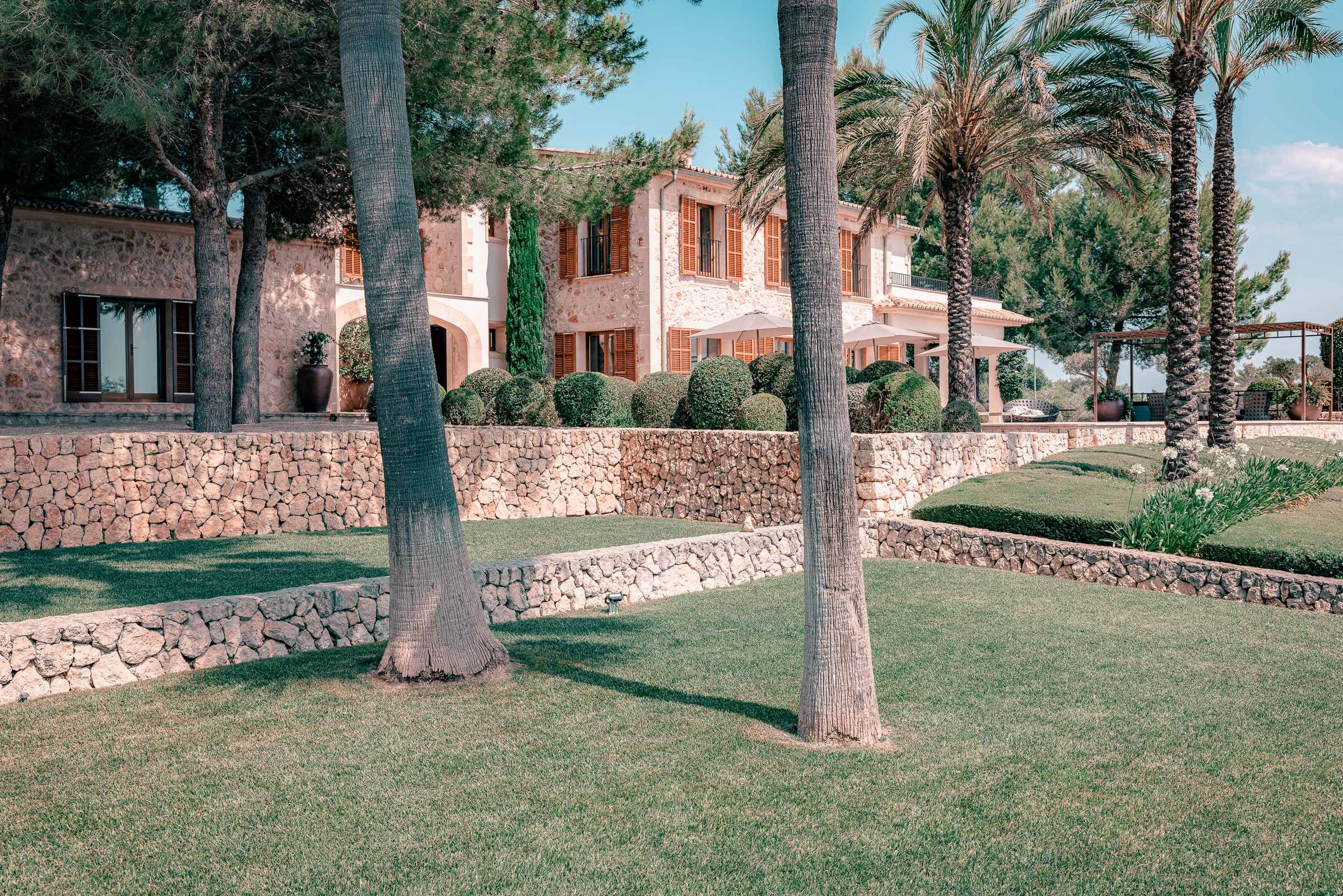 Elegant 5-Bedroom Villa in Porreres with Panoramic Views — image 24