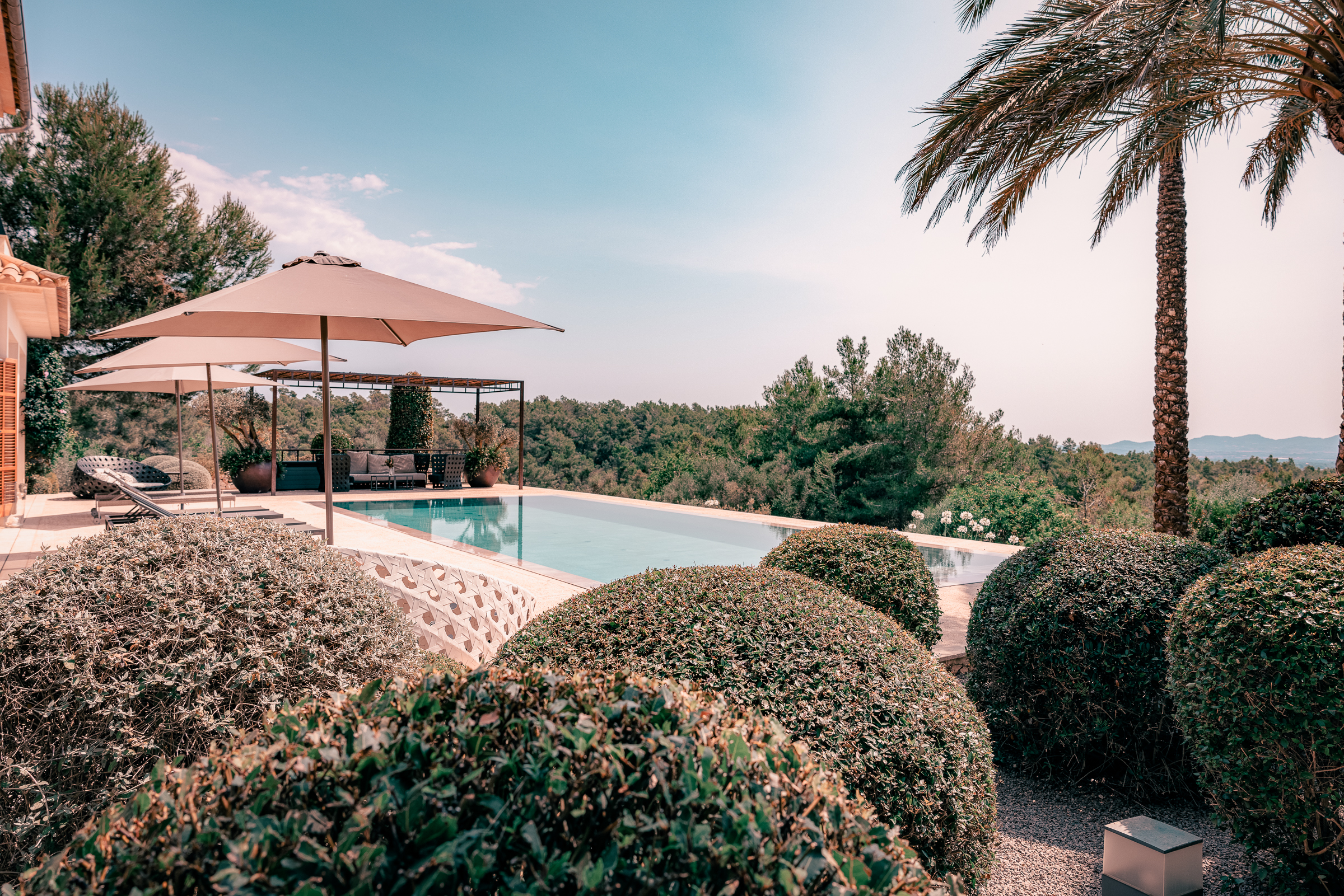 Elegant 5-Bedroom Villa in Porreres with Panoramic Views — image 27