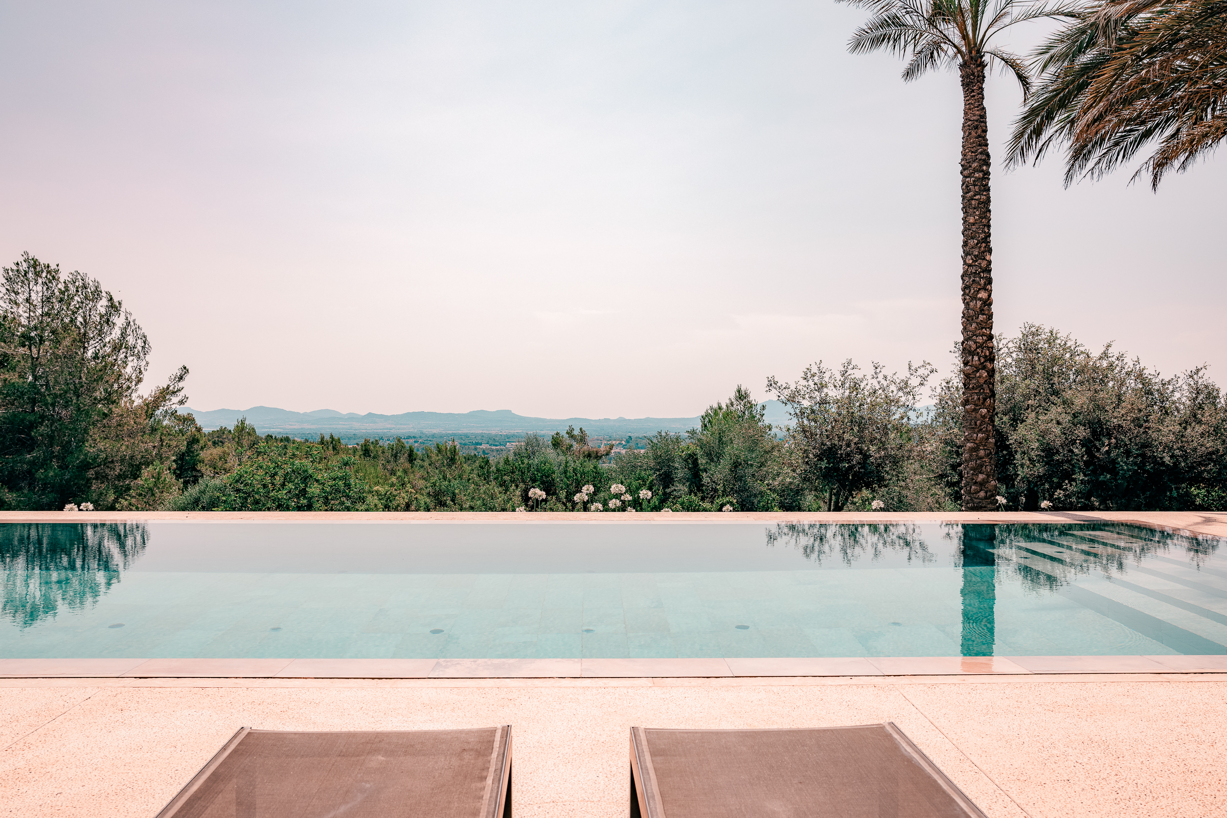 Elegant 5-Bedroom Villa in Porreres with Panoramic Views — image 29