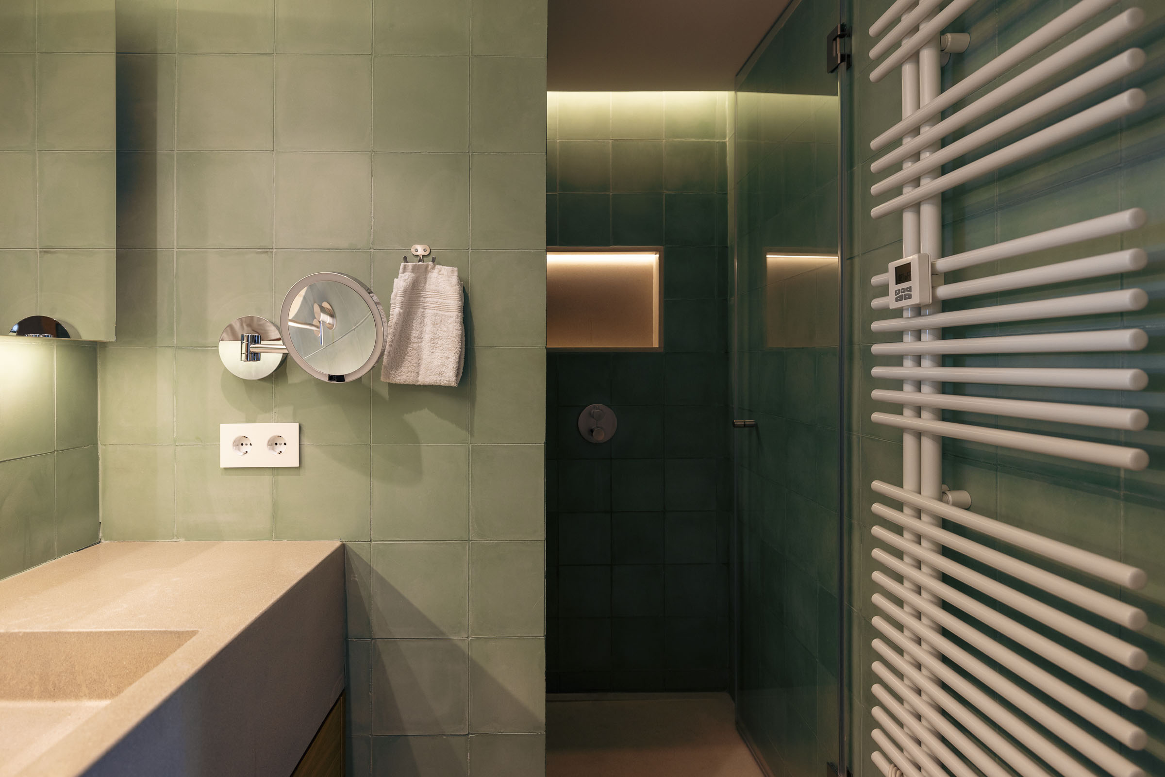 Contemporary Duplex Penthouse in Bonanova, with Private Rooftop Pool and Sea Views — image 15