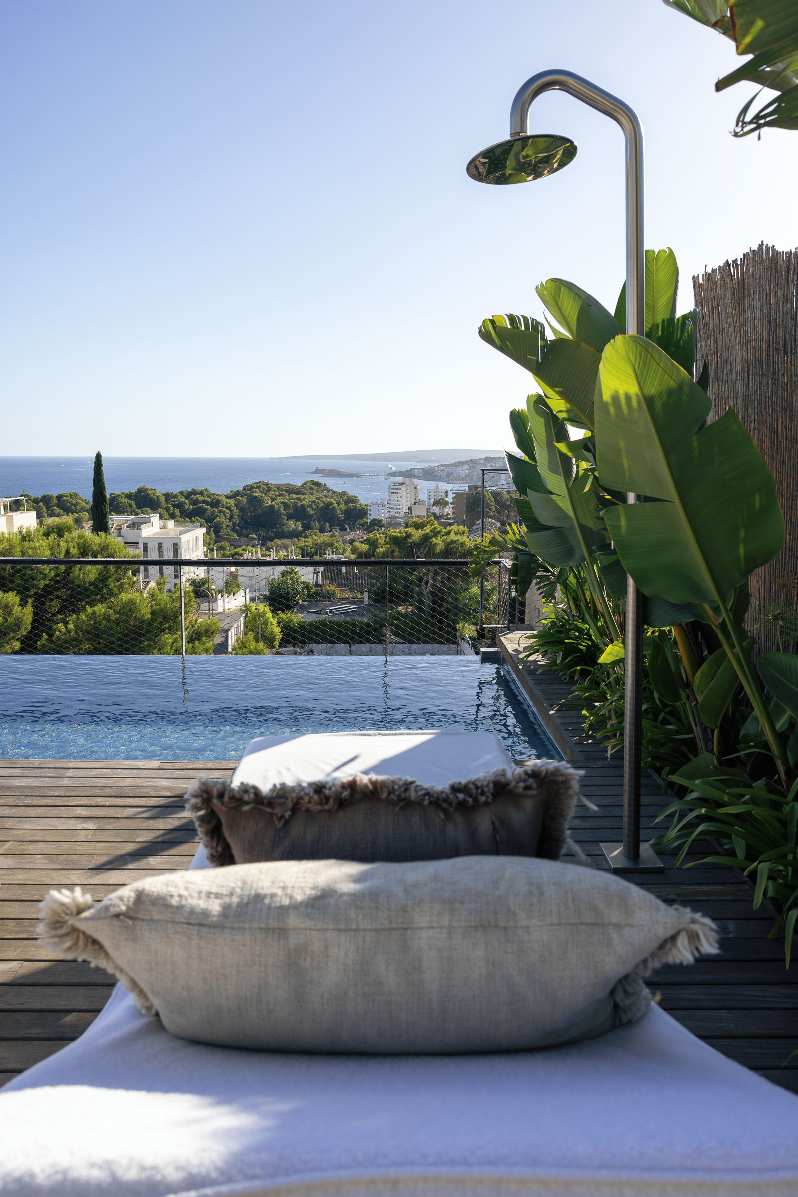 Contemporary Duplex Penthouse in Bonanova, with Private Rooftop Pool and Sea Views — image 29