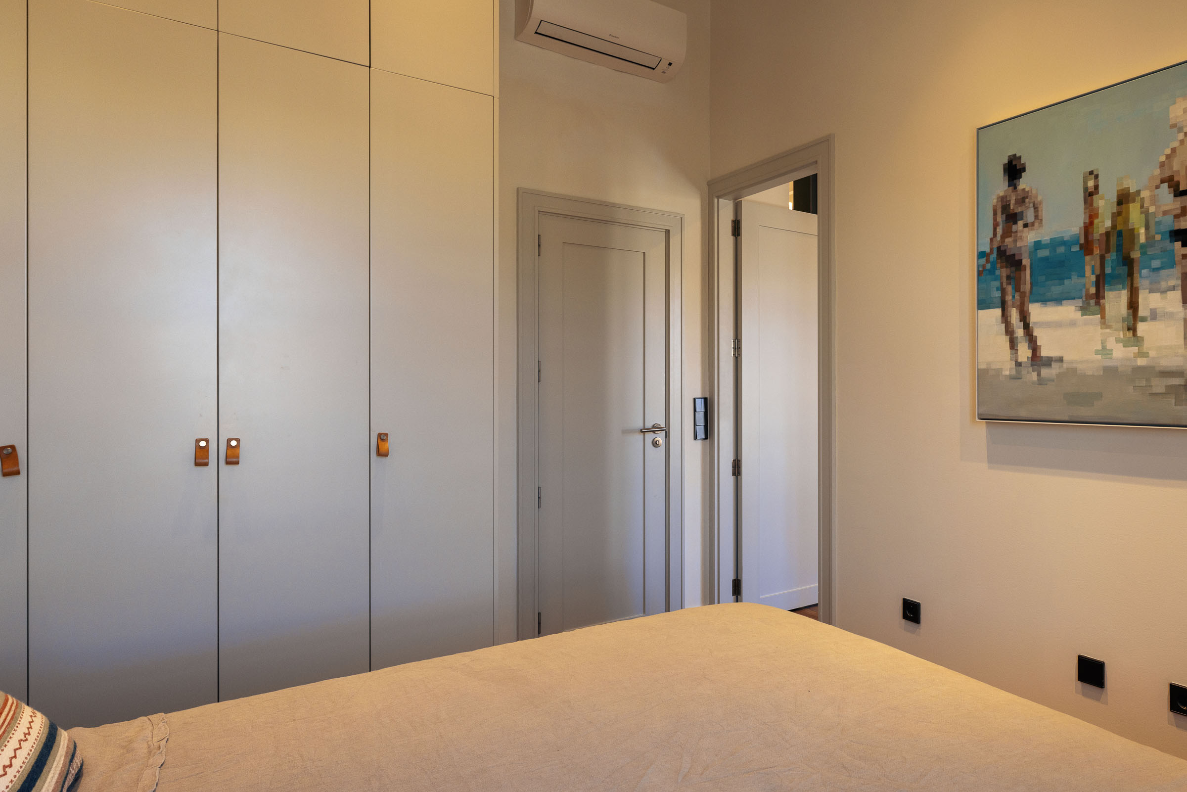 Elegant Duplex with Two Private Terraces and garage in Santa Catalina — image 11
