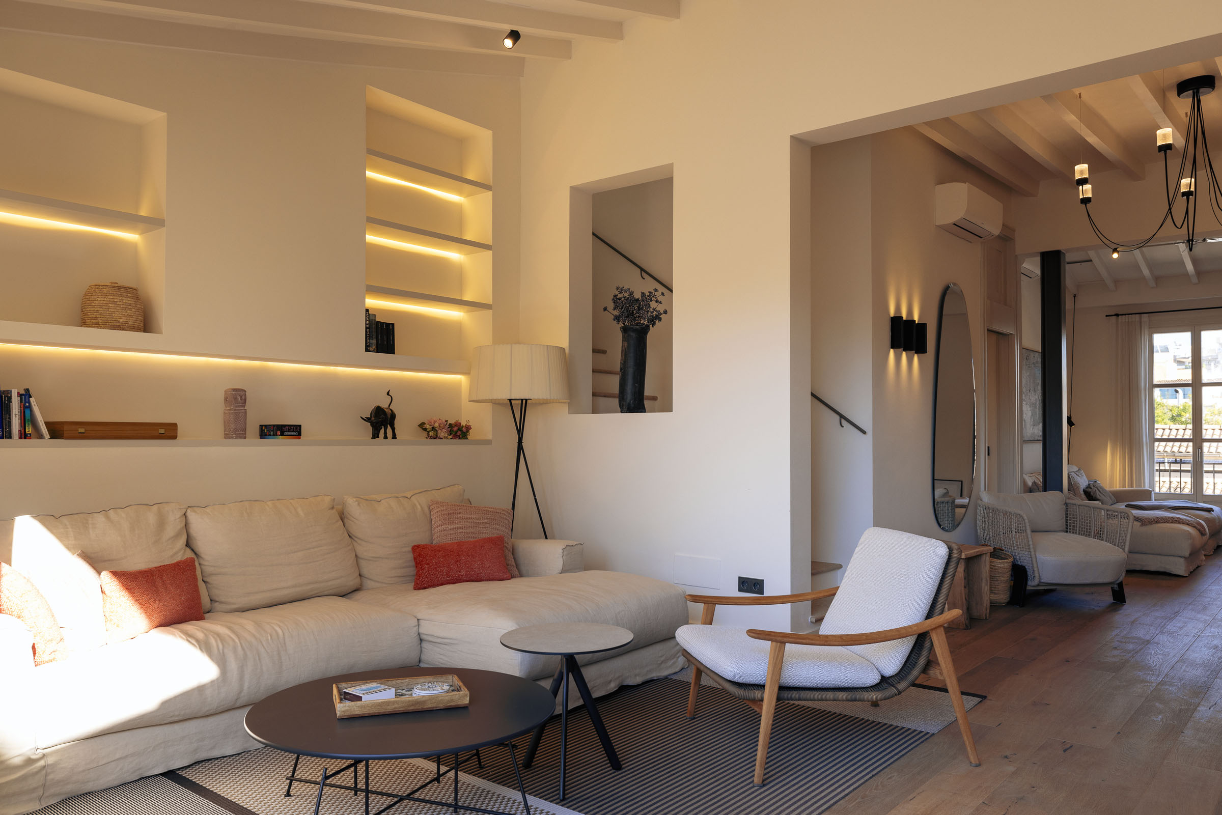 Elegant Duplex with Two Private Terraces and garage in Santa Catalina — image 17