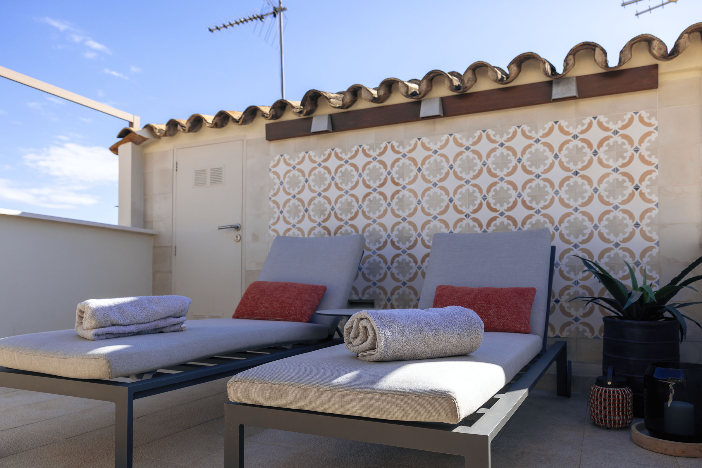 Elegant Duplex with Two Private Terraces and garage in Santa Catalina — image 27