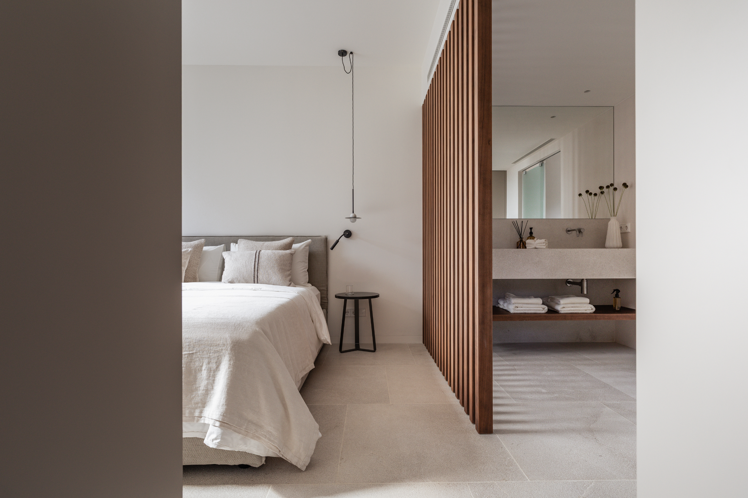 Panoramic Mediterranean Views & Rooftop terrace with pool in Cala Major — image 31