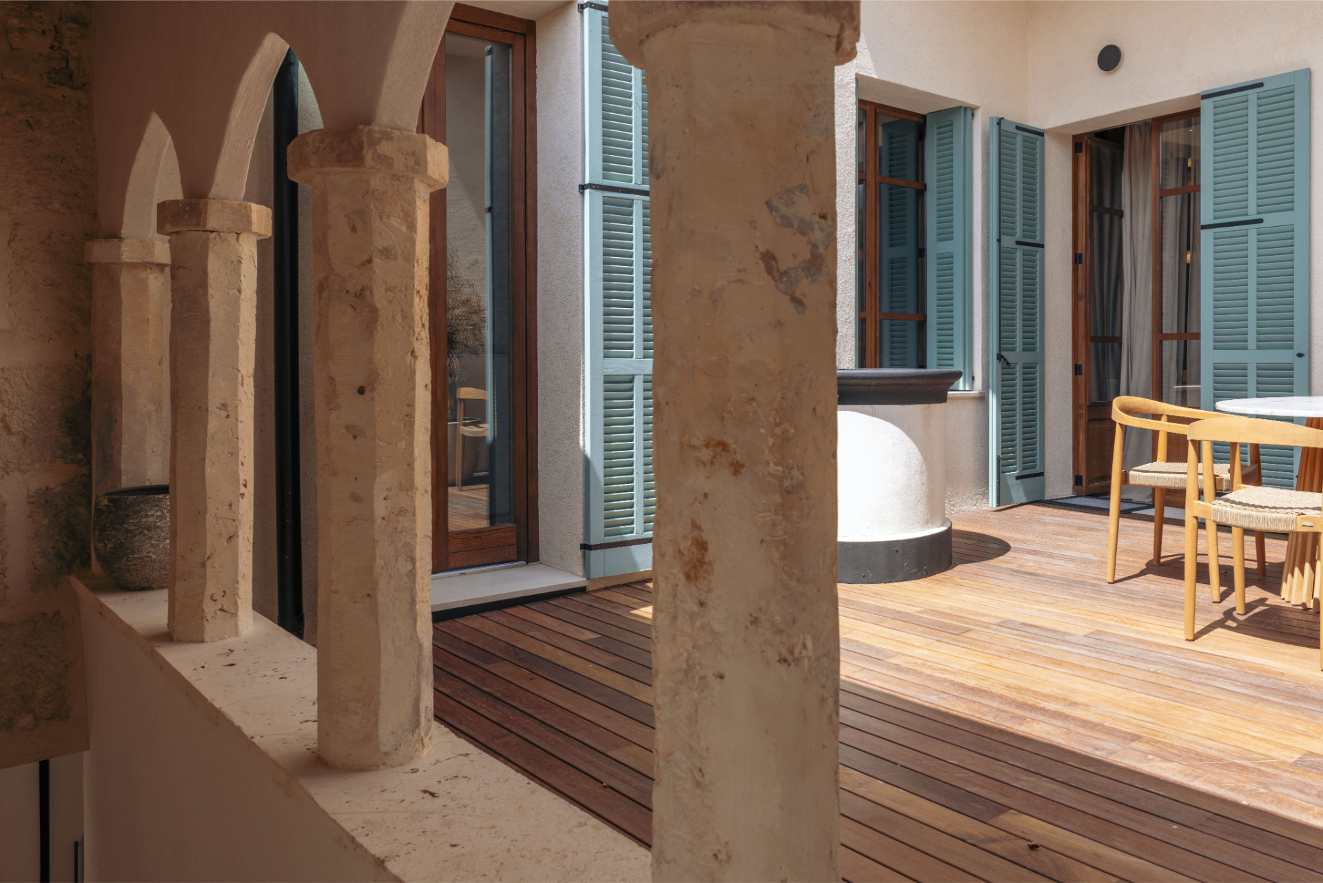 Stunning 4-Bedroom Townhouse in Sineu with Village Views — 4