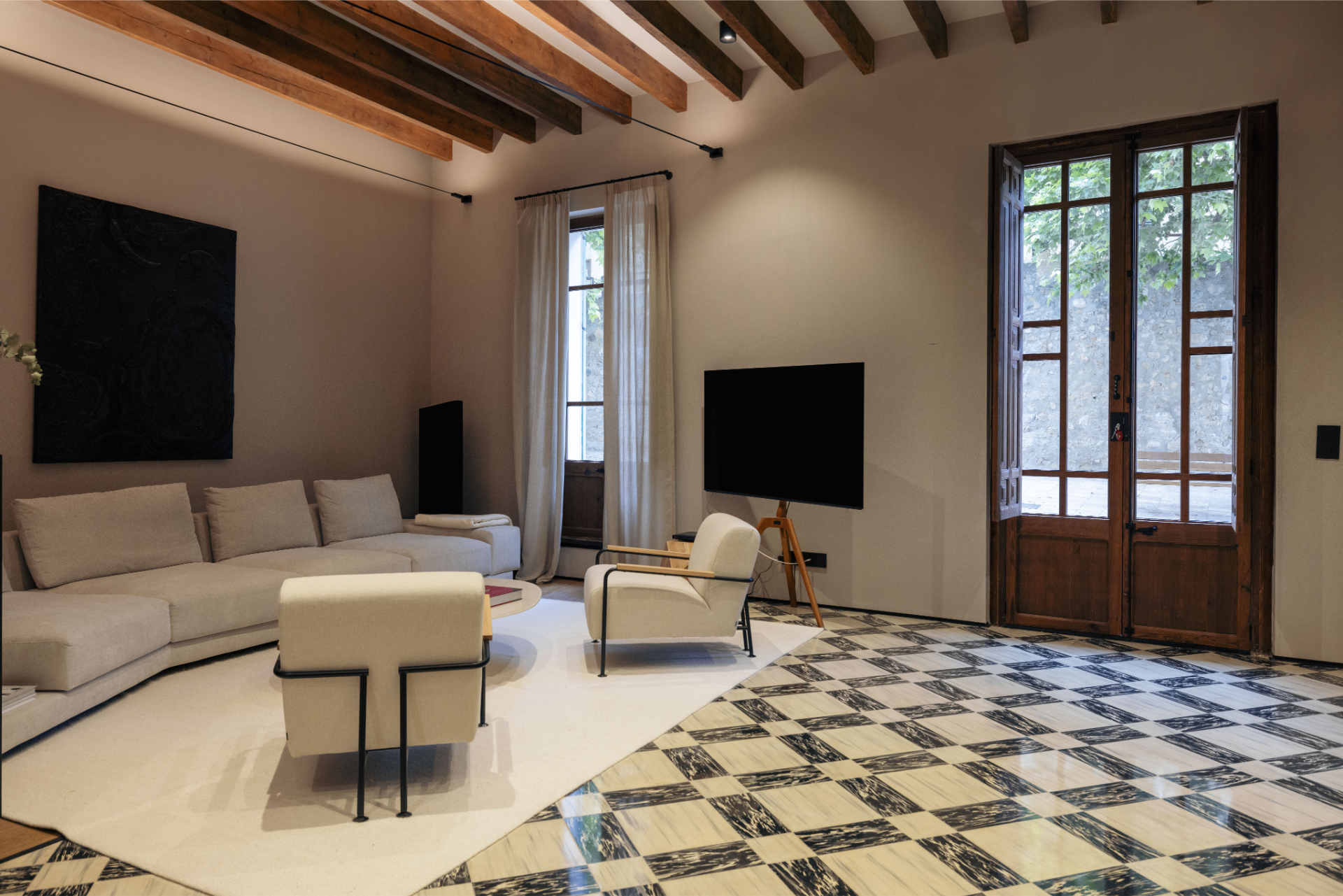 Stunning 4-Bedroom Townhouse in Sineu with Village Views — 6