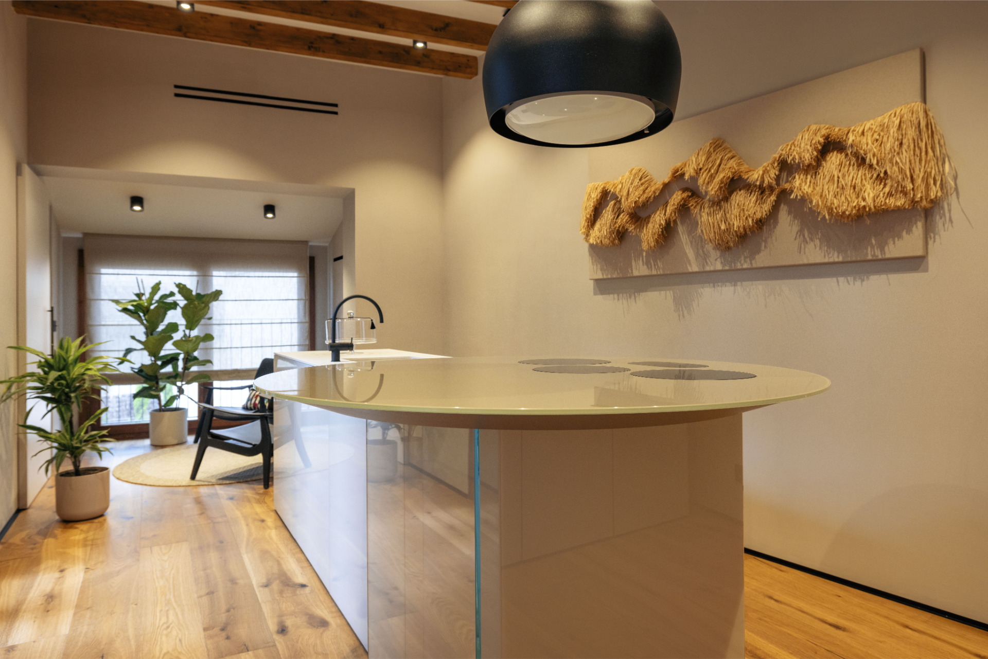 Stunning 4-Bedroom Townhouse in Sineu with Village Views — image 15