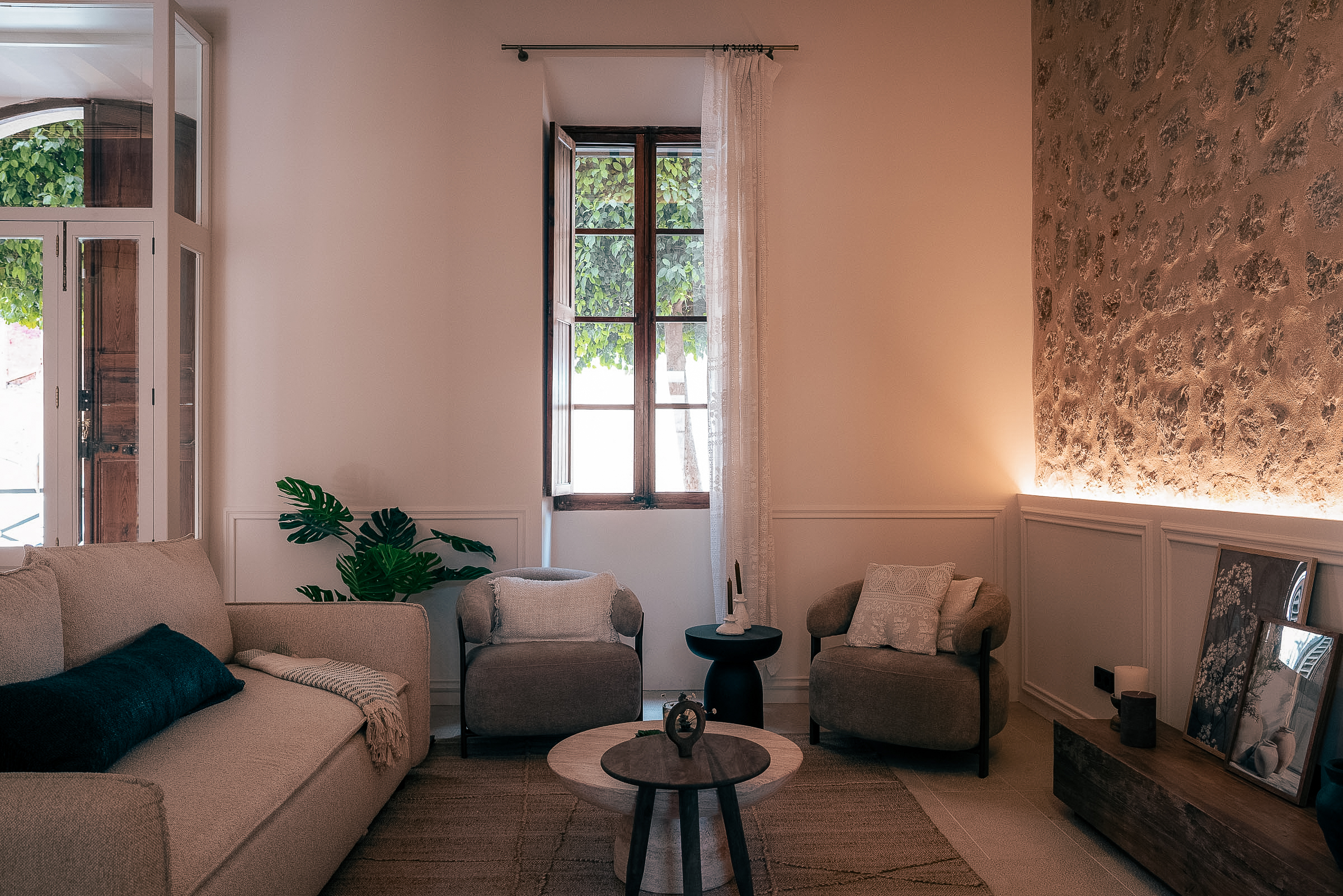 A timeless townhouse in the heart of Bunyola — image 16