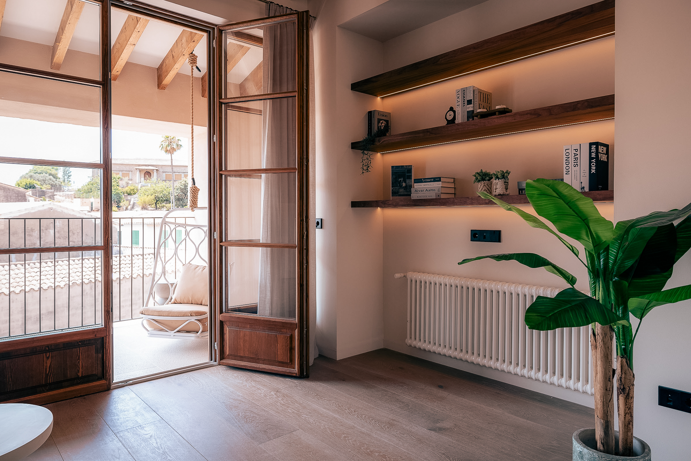 A timeless townhouse in the heart of Bunyola — image 26