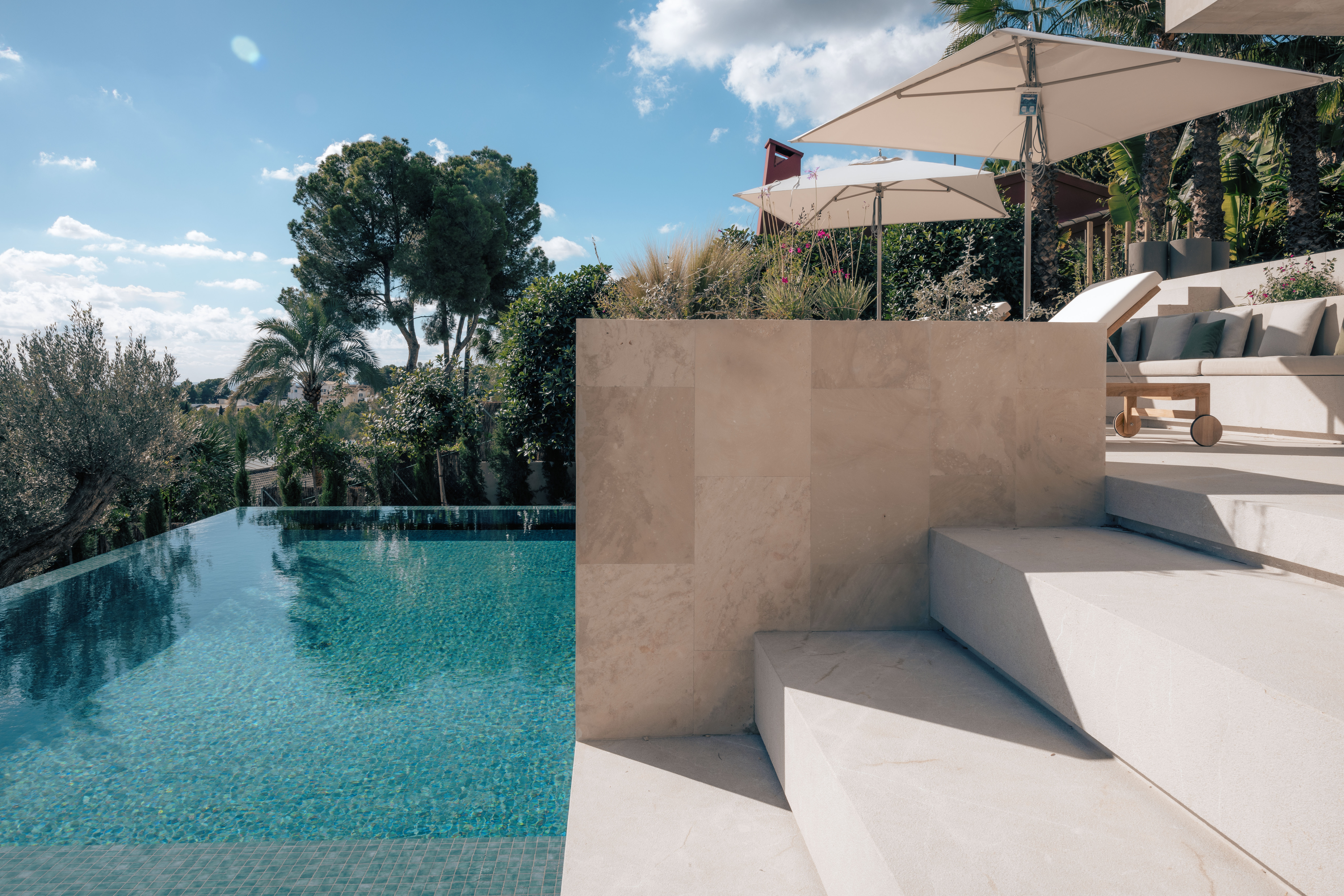 Luxury Villa in Bendinat Mallorca with Sea Views & Modern Mediterranean Design — 7