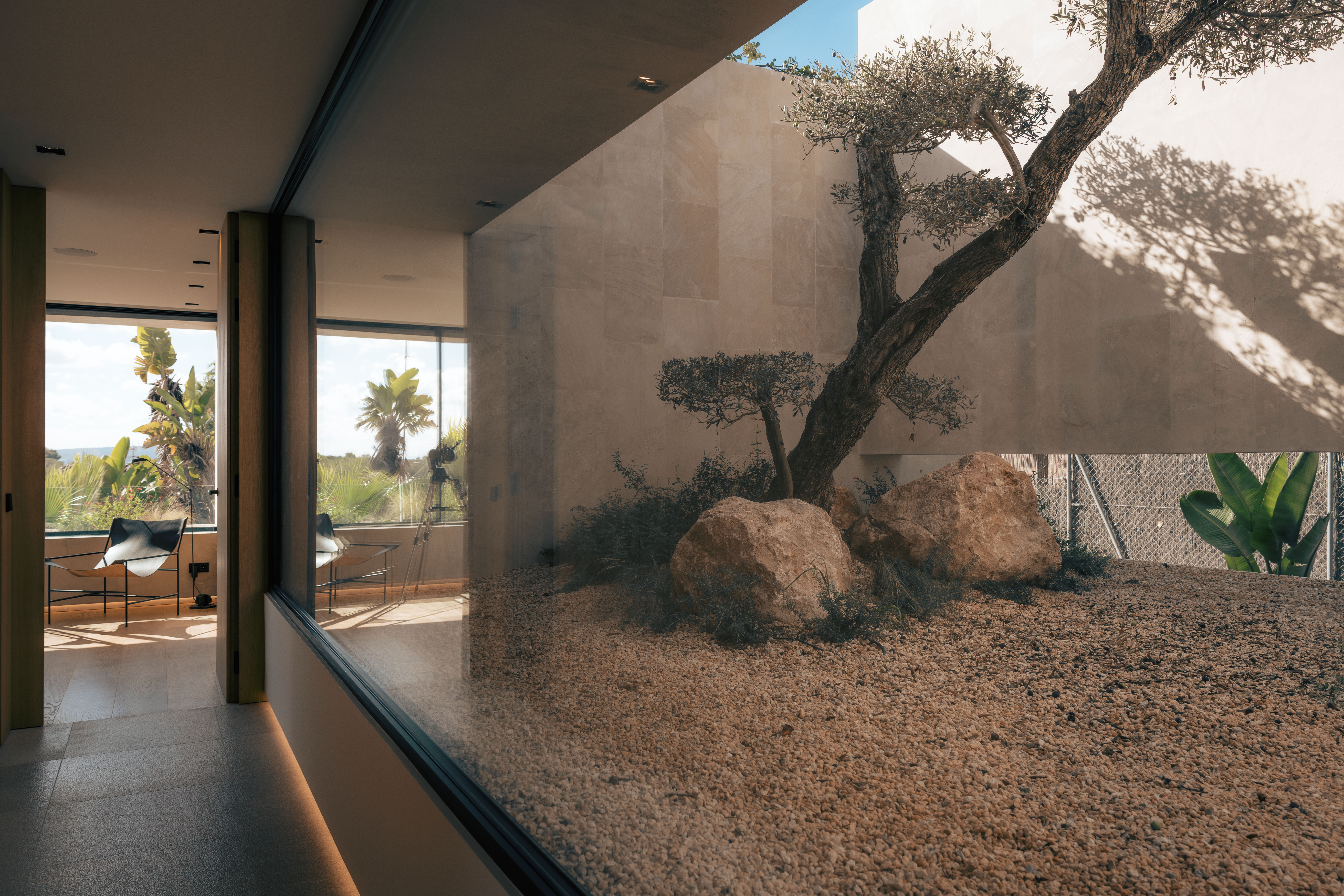 Luxury Villa in Bendinat Mallorca with Sea Views & Modern Mediterranean Design — 9