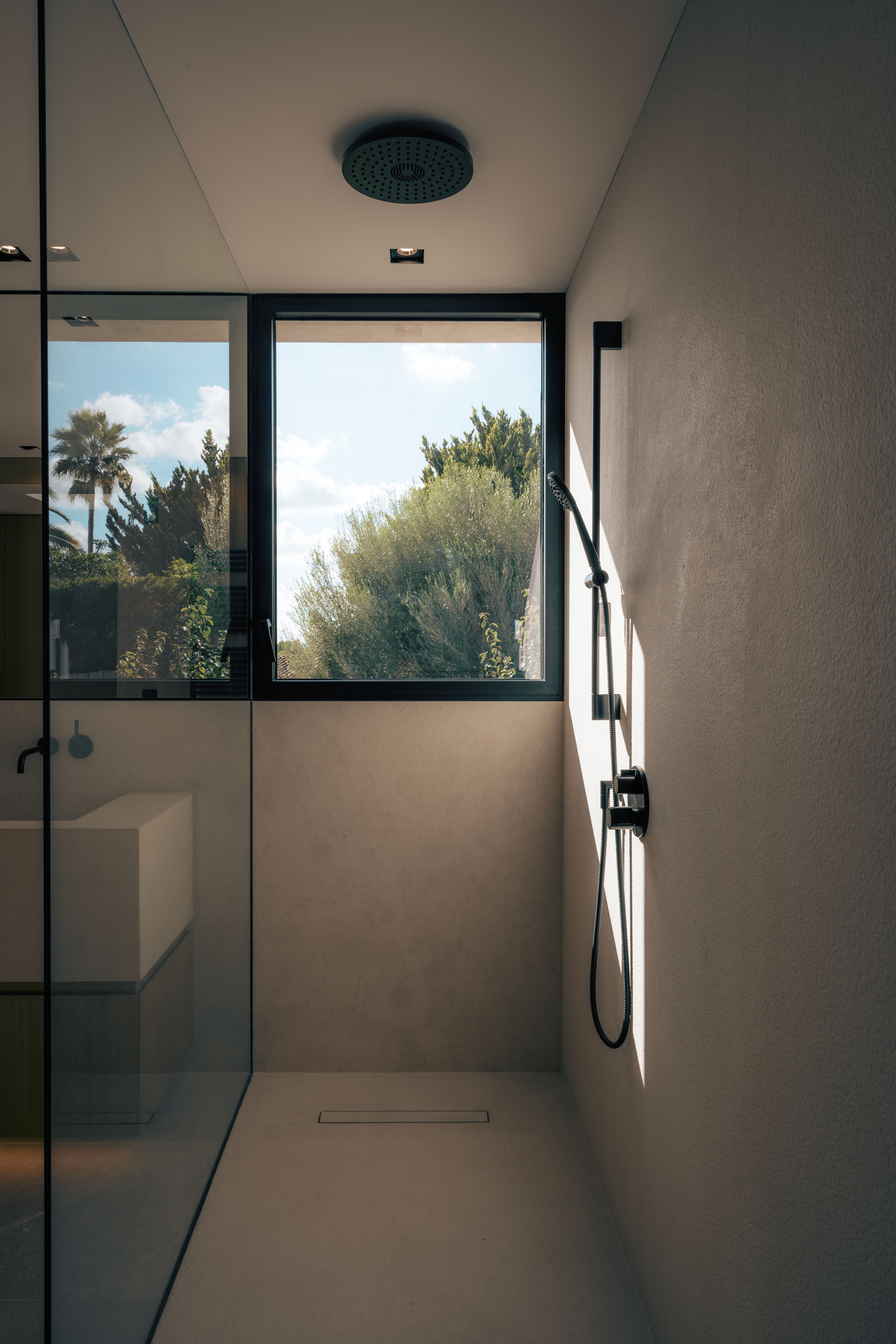 Luxury Villa in Bendinat Mallorca with Sea Views & Modern Mediterranean Design — image 29