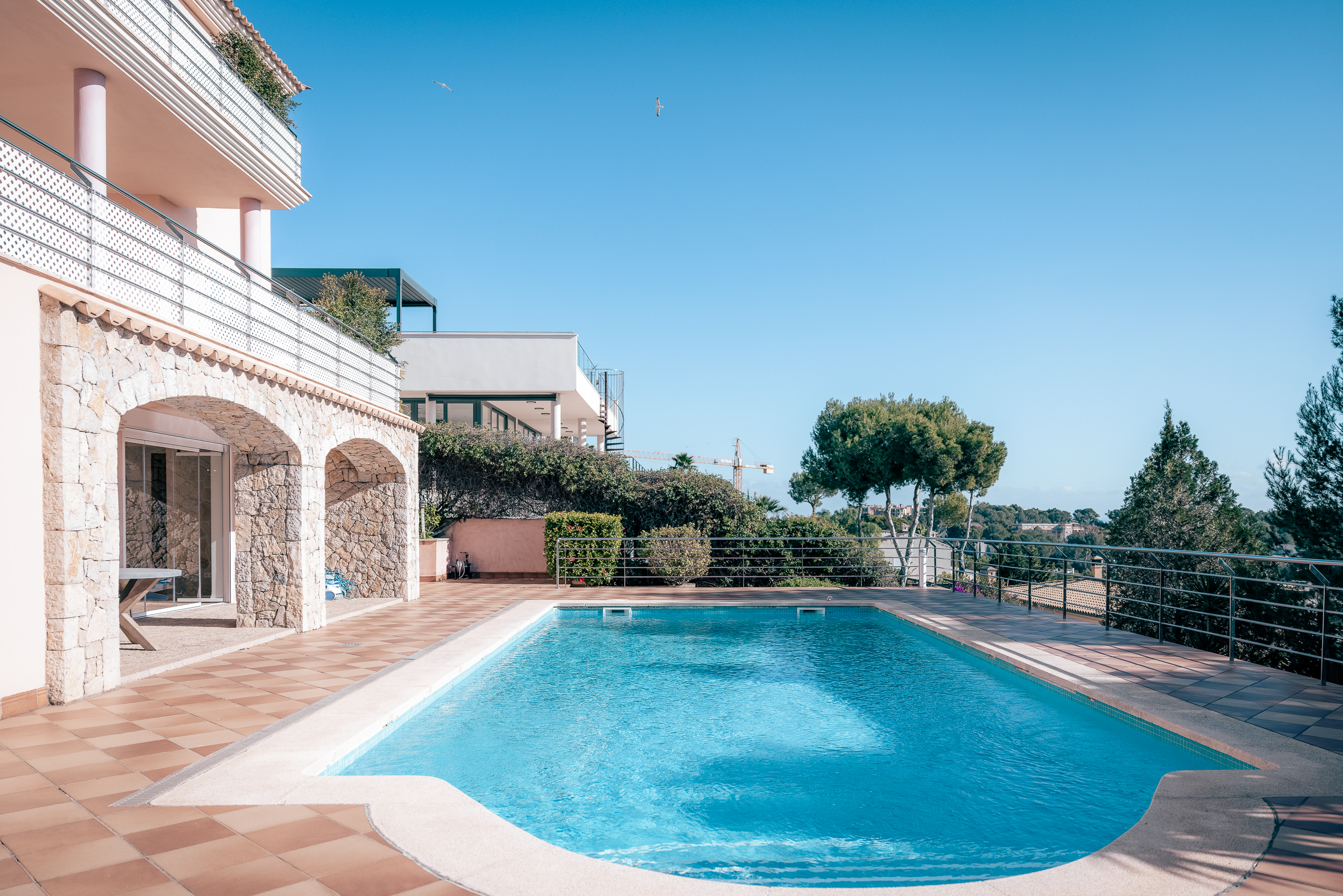 Villa in Bendinat with sea views and guest apartment — 2