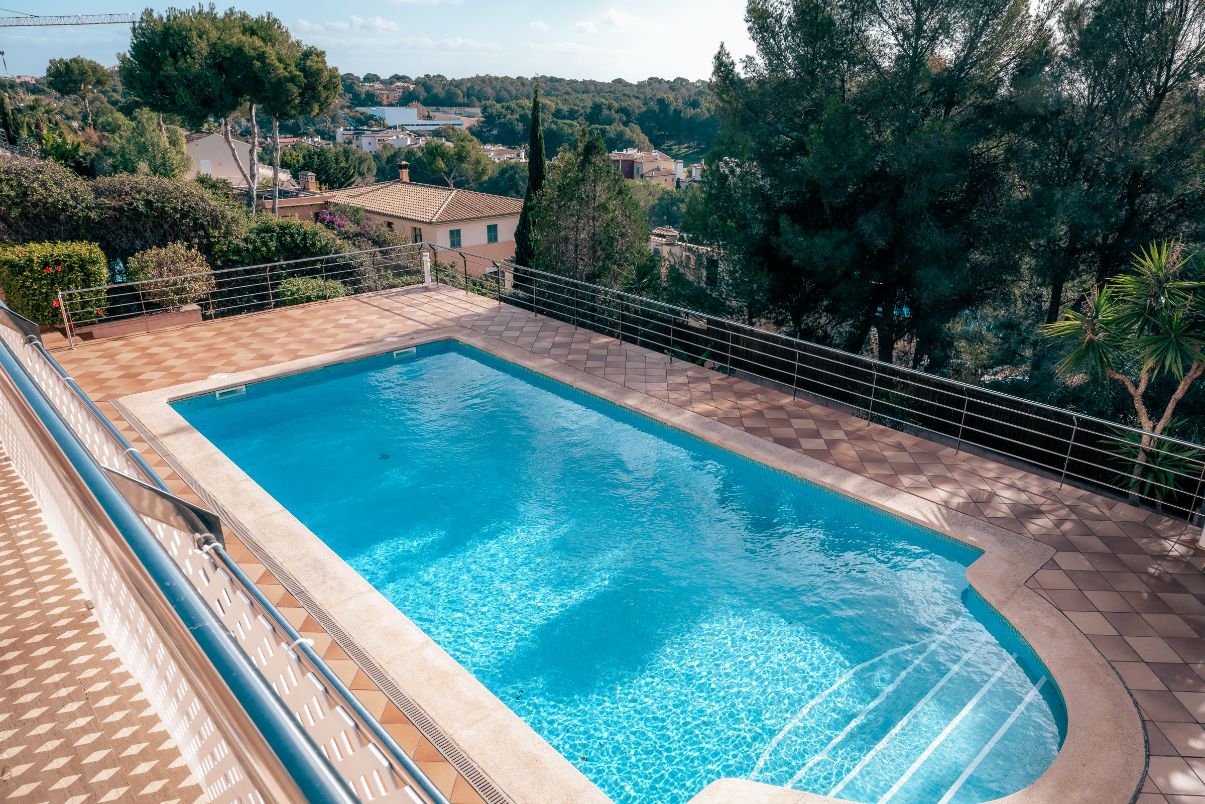 Villa in Bendinat with sea views and guest apartment — 3