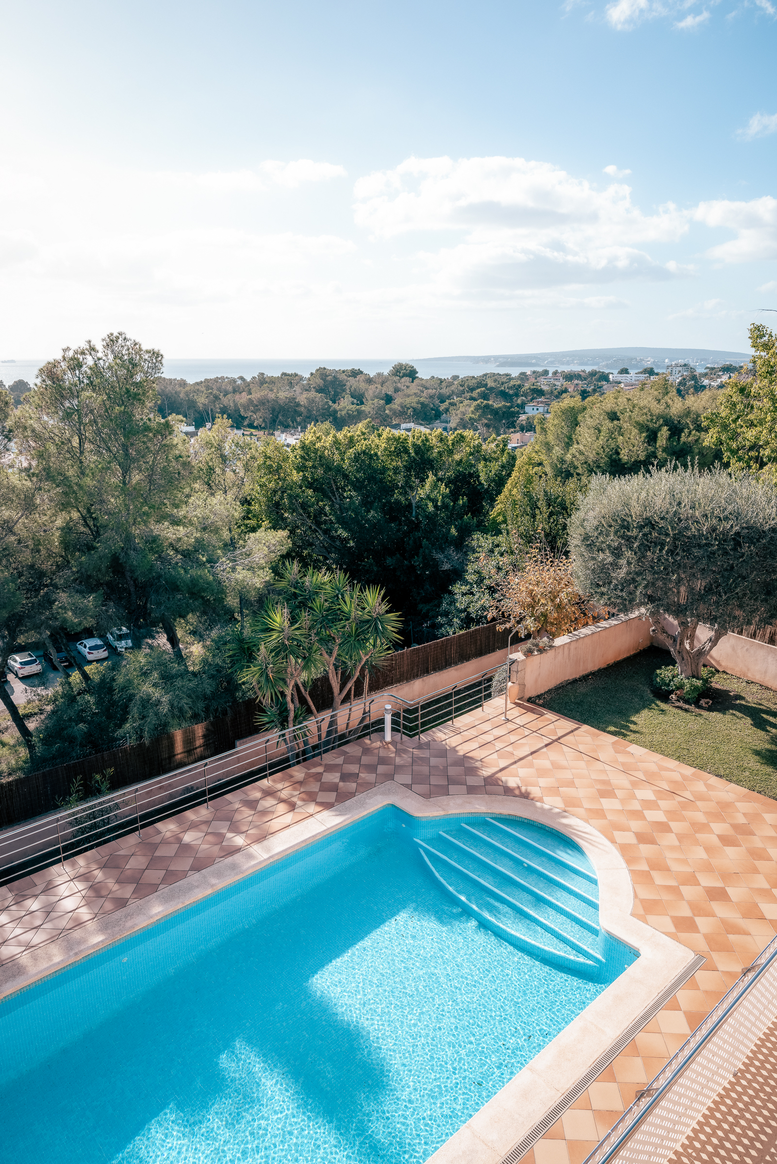 Villa in Bendinat with sea views and guest apartment — image 15