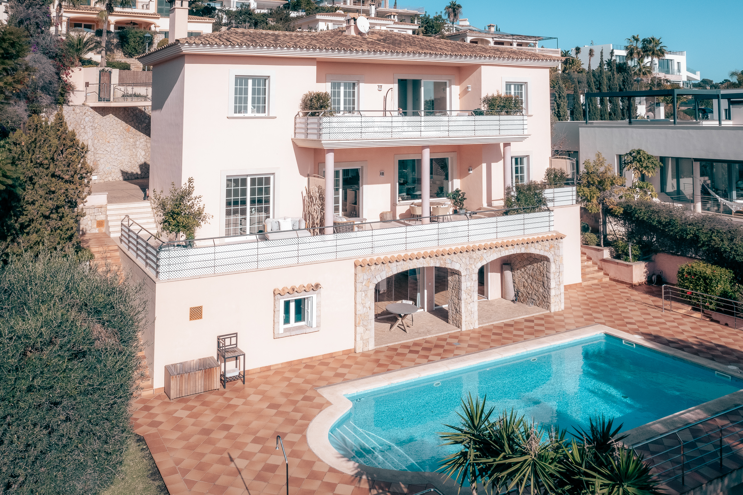 Villa in Bendinat with sea views and guest apartment — image 21