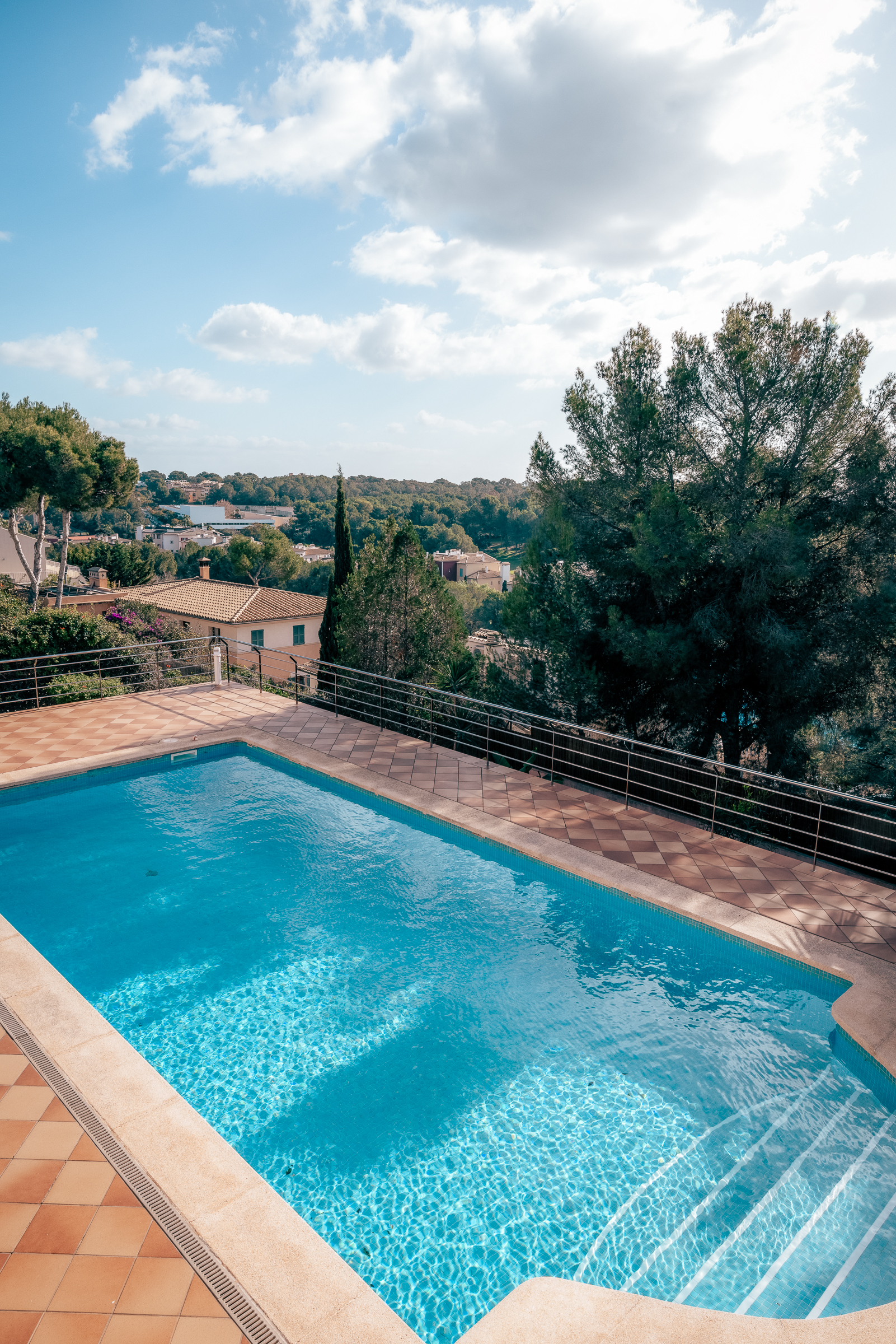 Villa in Bendinat with sea views and guest apartment — image 35