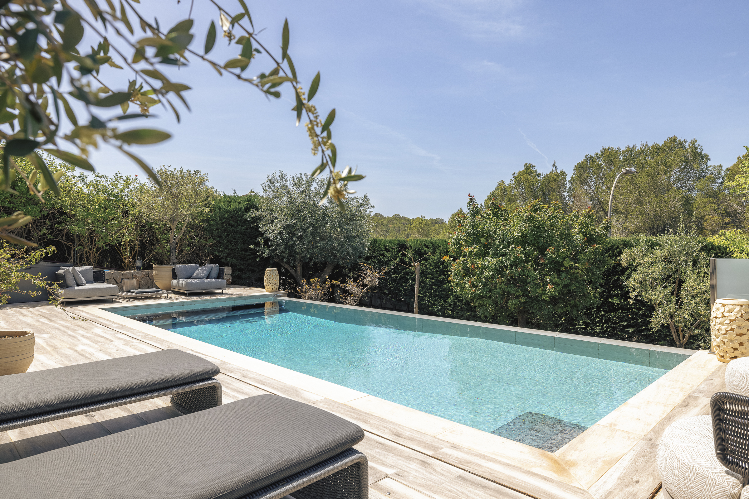 Contemporary 4-Bedroom Villa in Cala Vinyes with Pool — 2