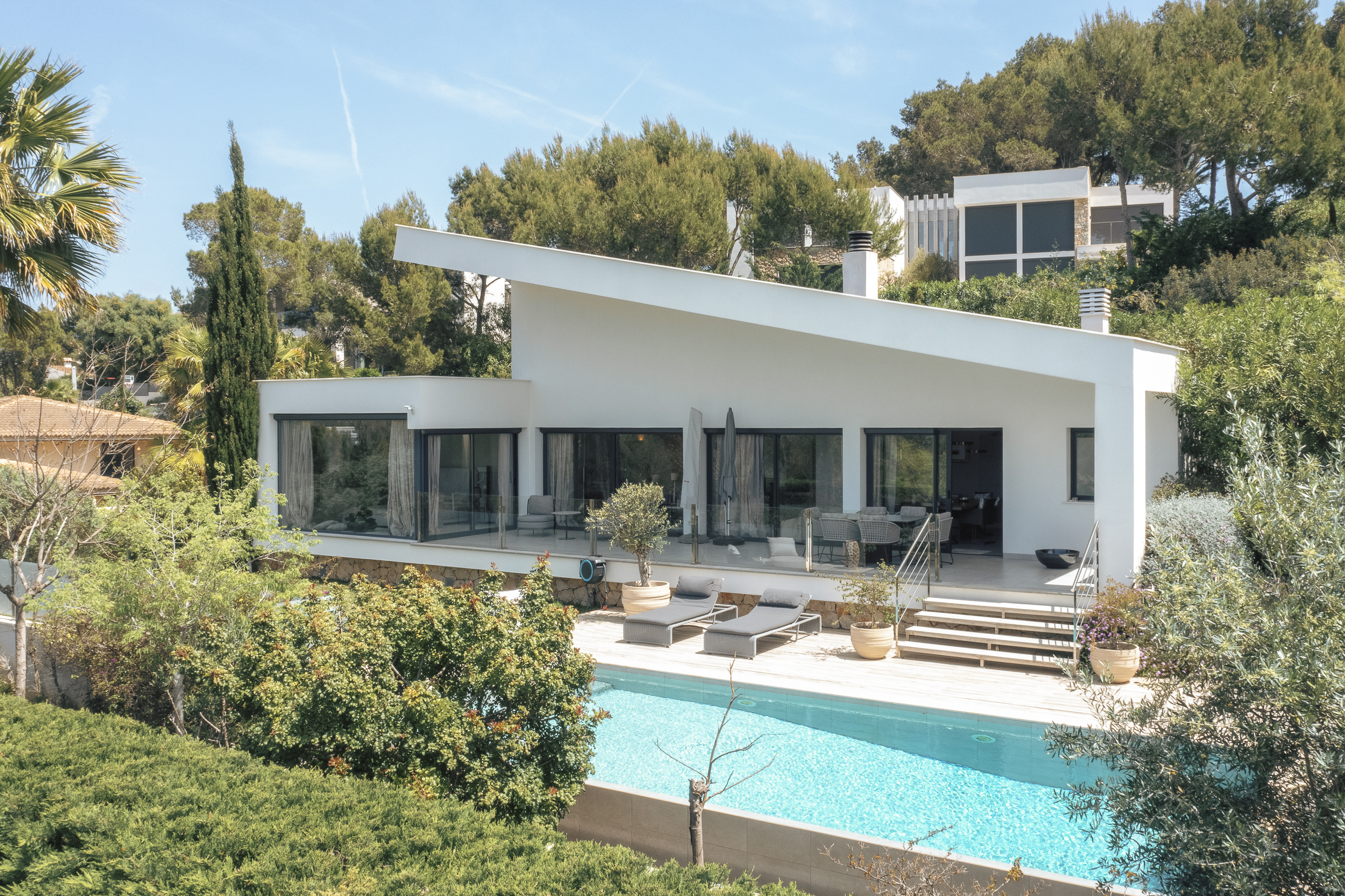 Contemporary 4-Bedroom Villa in Cala Vinyes with Pool — image 19