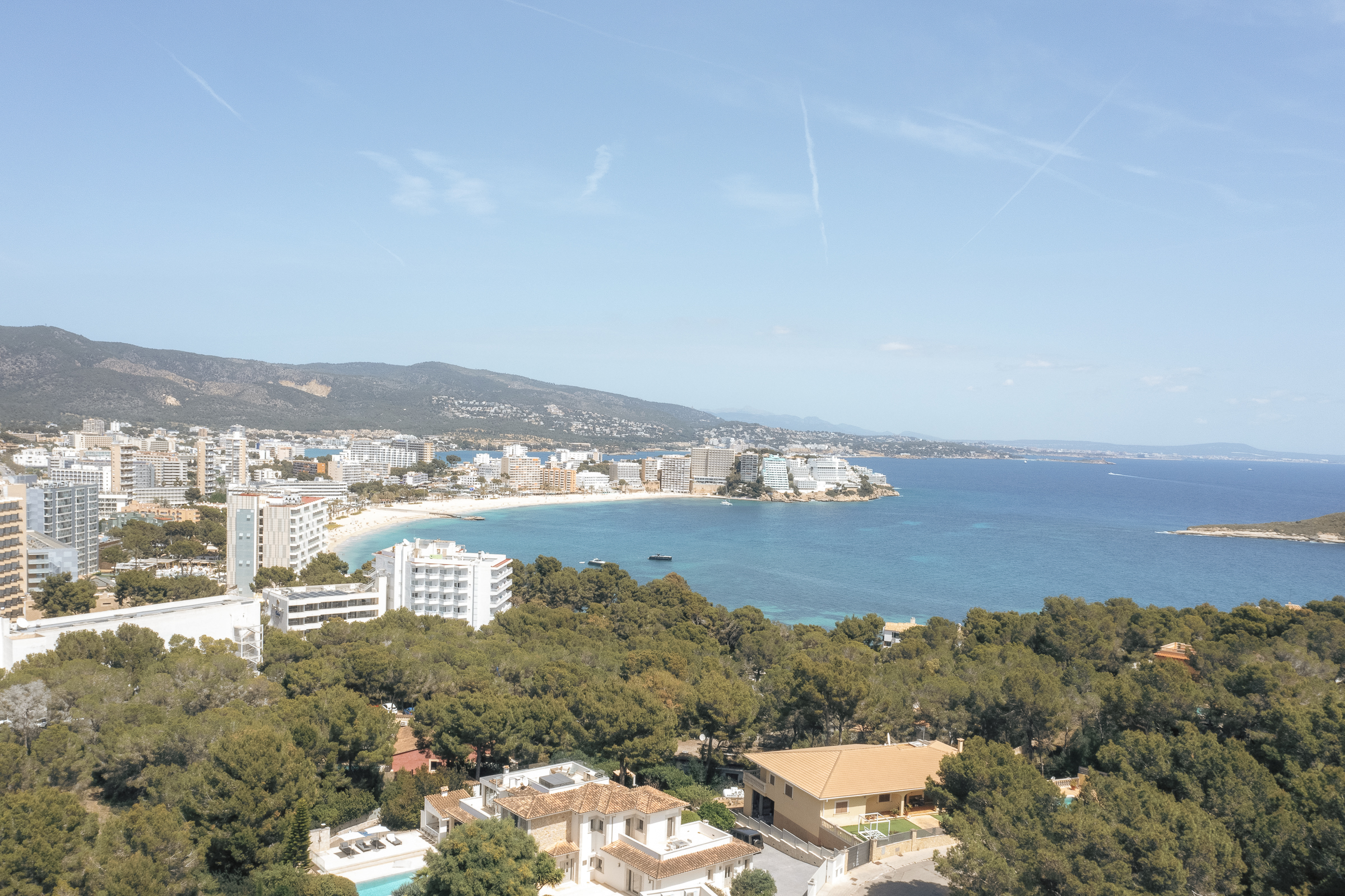 Contemporary 4-Bedroom Villa in Cala Vinyes with Pool — image 21