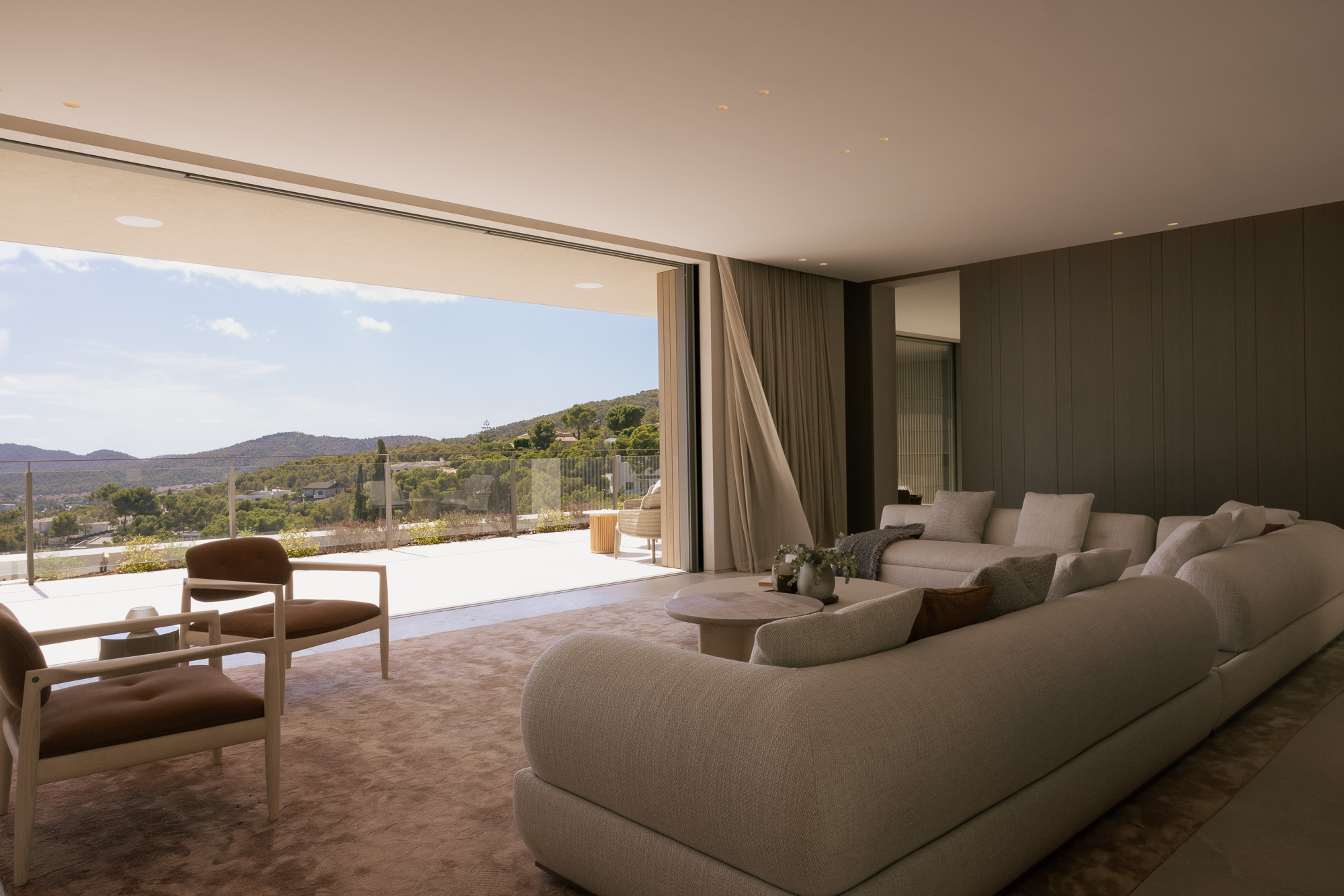 Elegant 5-Bedroom Villa in Costa den Blanes with Pool and Terrace — 7