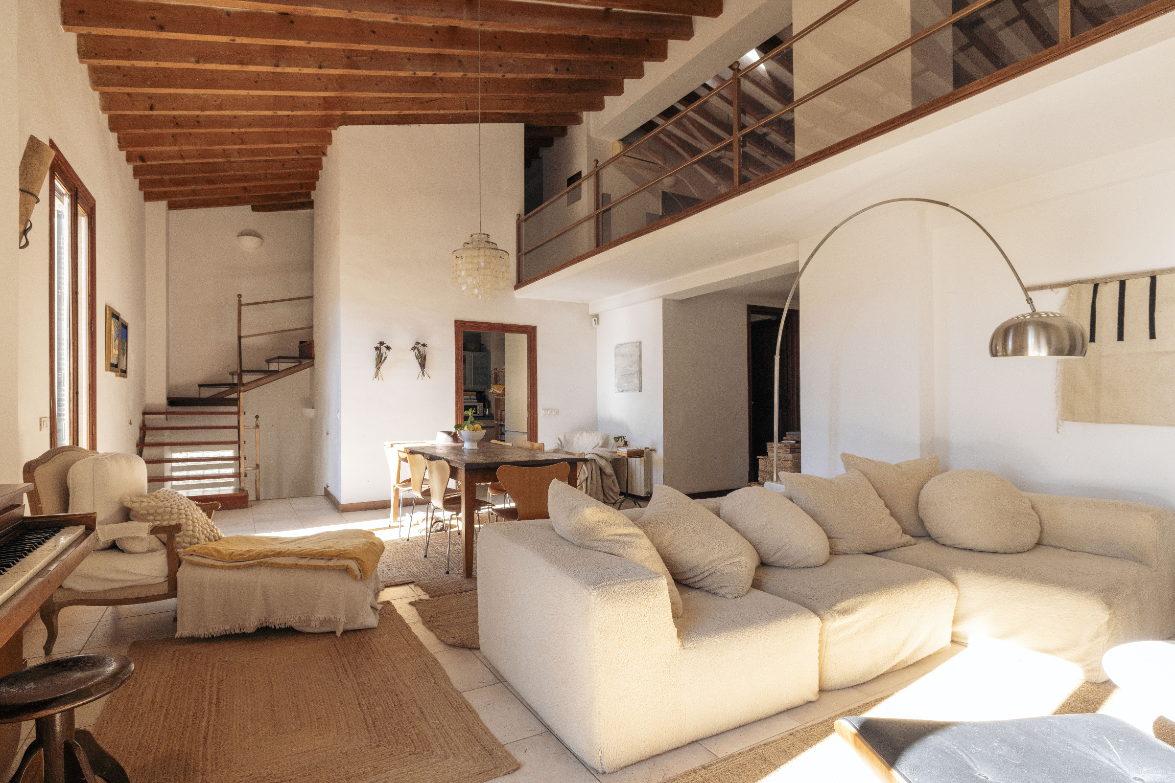 Exclusive 4-Bedroom Villa in El Terreno with Sea Views — image 12