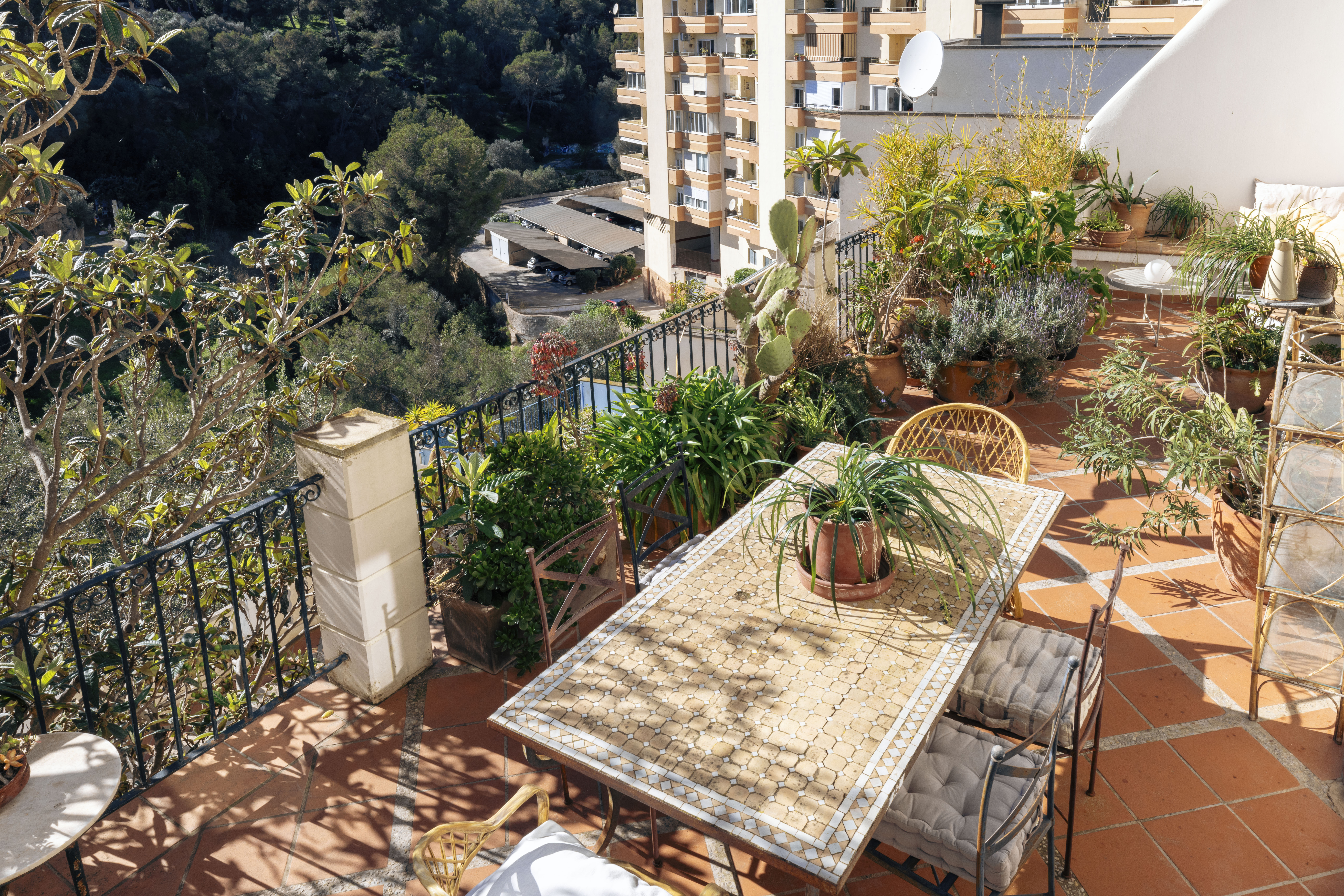 Exclusive 4-Bedroom Villa in El Terreno with Sea Views — image 17