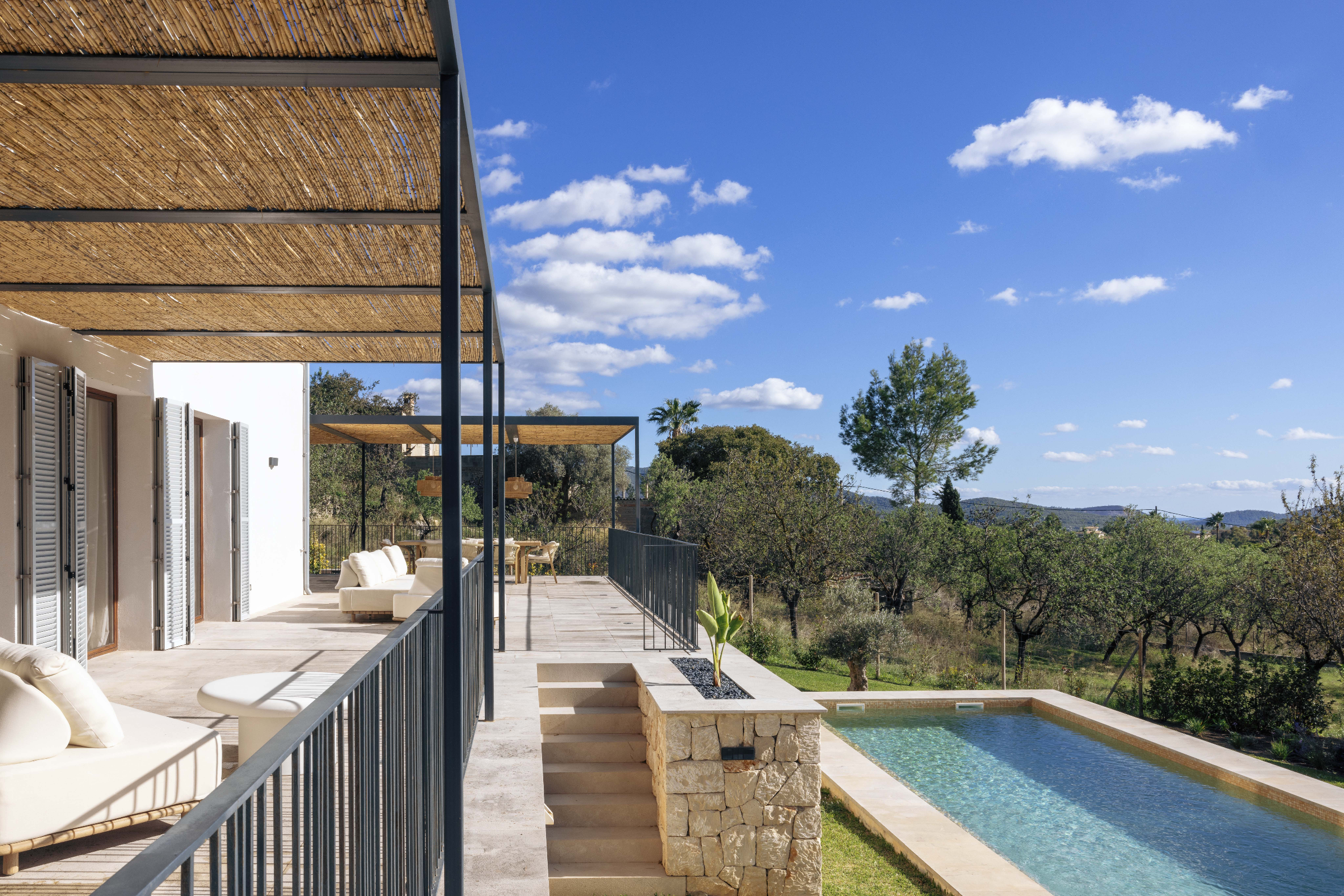 Luxurious 5-Bedroom Villa in Es Capdella with Pool and Garden — 1